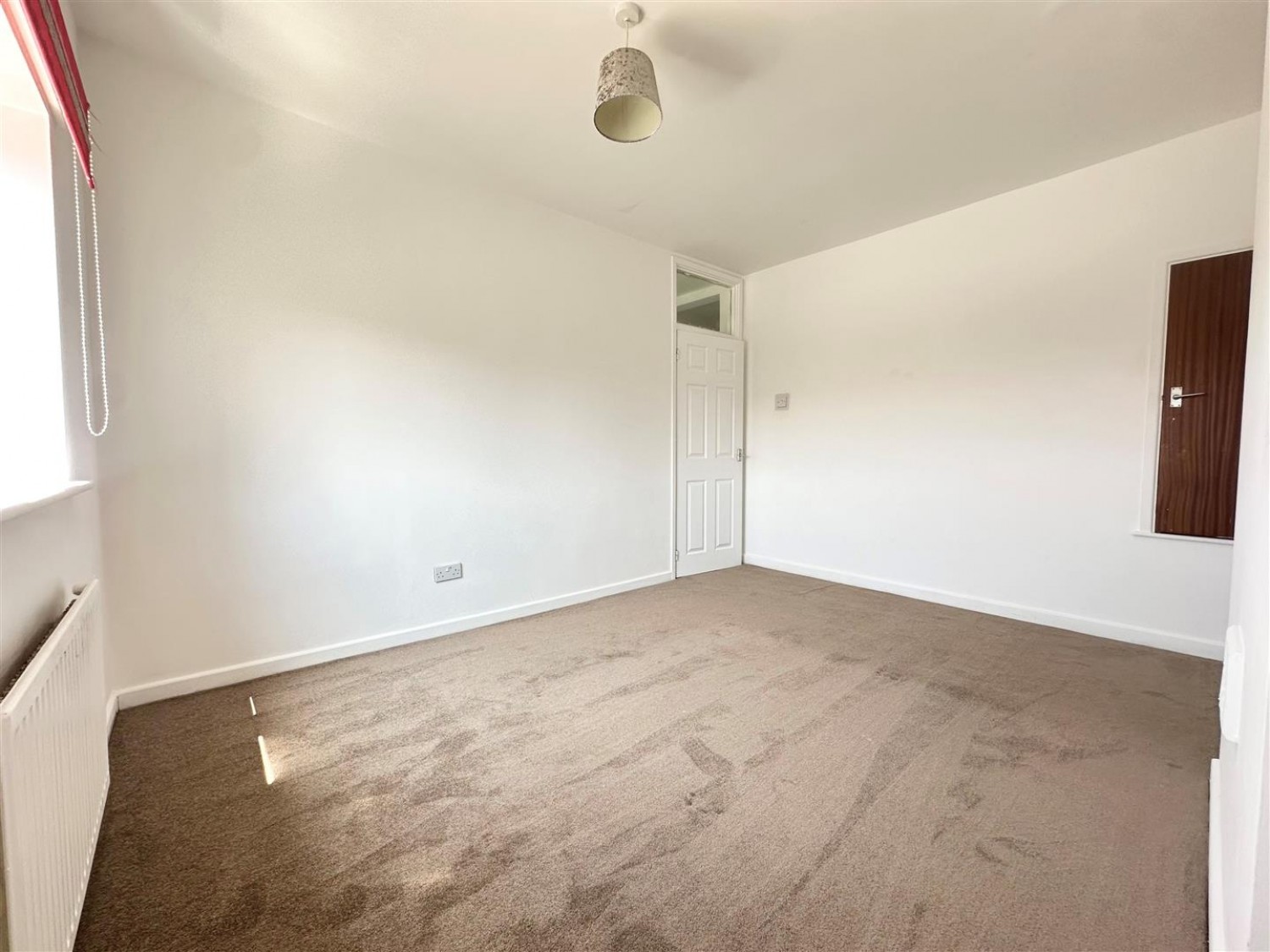 3 bedroom House to let in Cemetery Road, Stourbridge