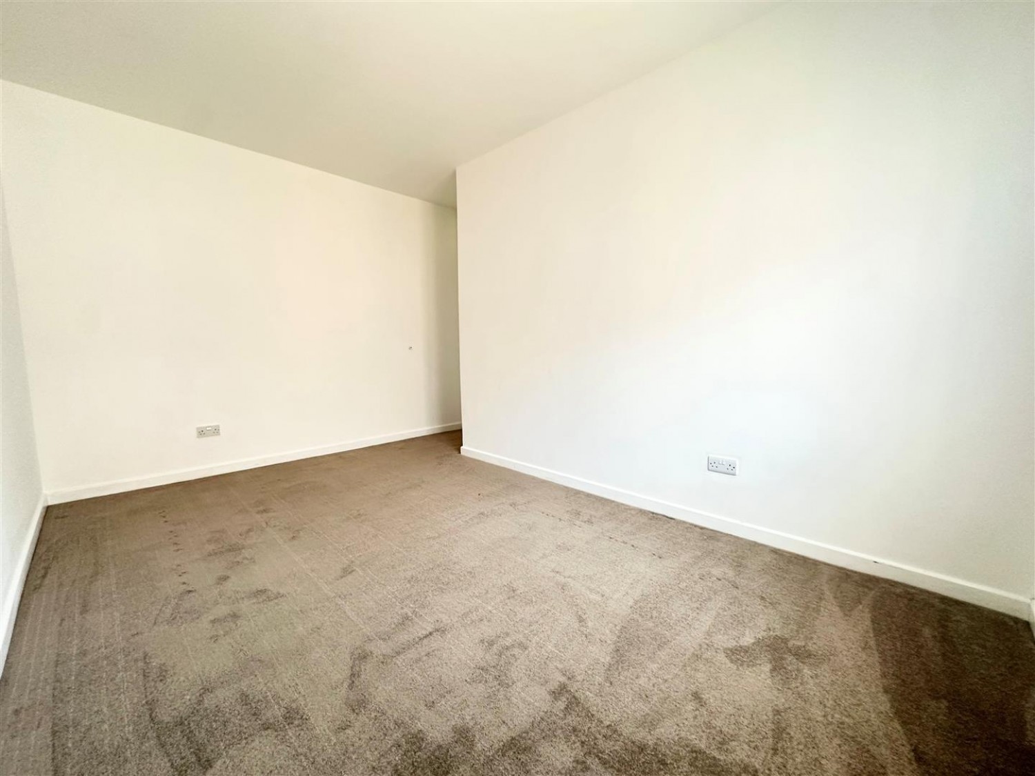 3 bedroom House to let in Cemetery Road, Stourbridge