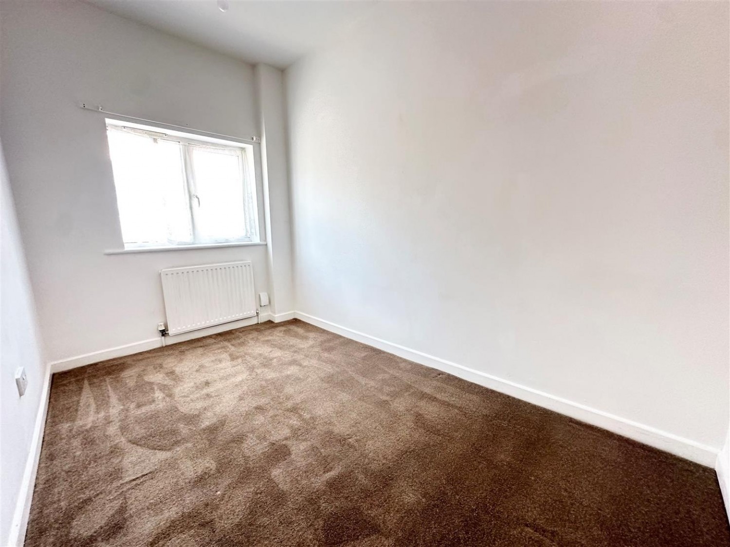3 bedroom House to let in Cemetery Road, Stourbridge