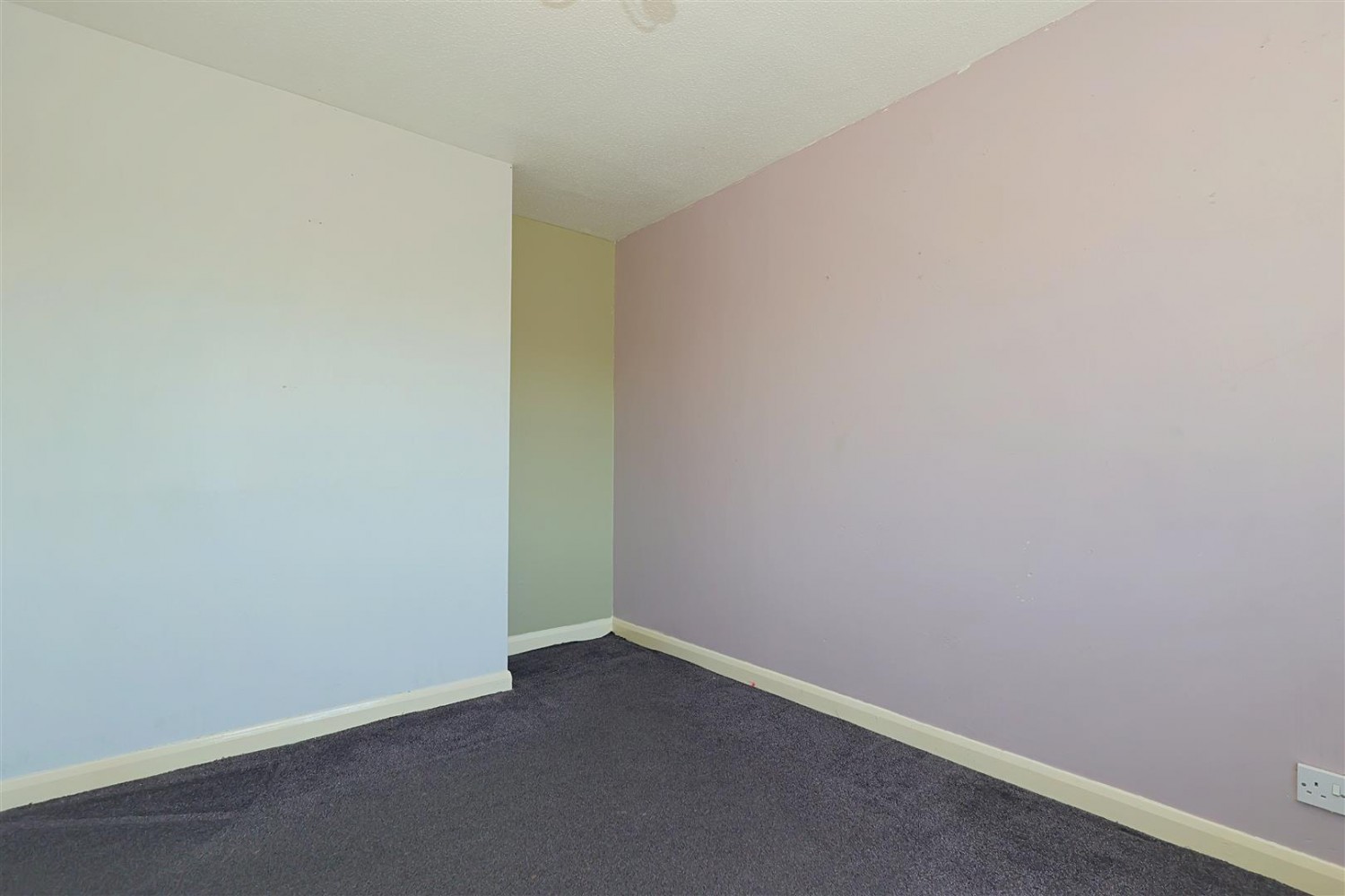 3 bedroom House for sale in Dawsons Corner, Stanningley, Pudsey