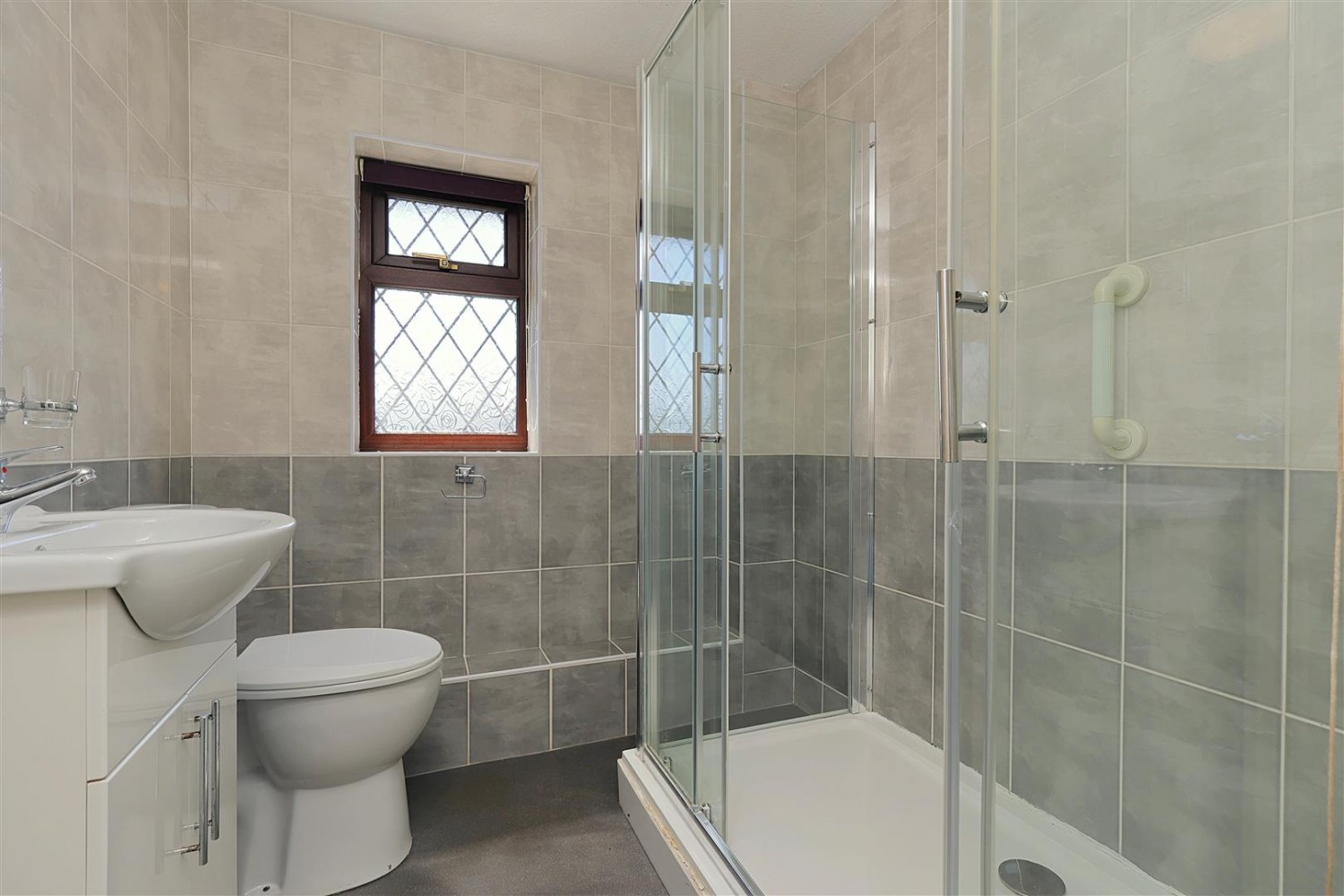3 bedroom House for sale in Dawsons Corner, Stanningley, Pudsey