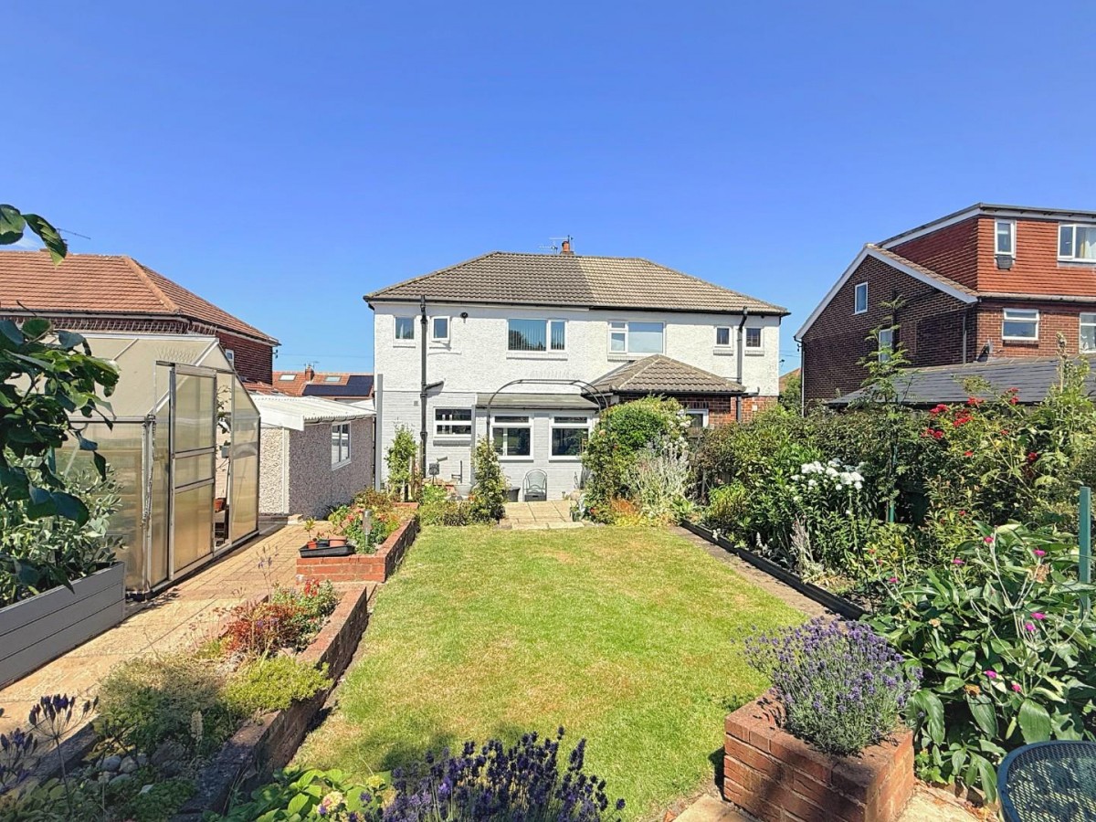 Carr Hill Road, Calverley, LS28
