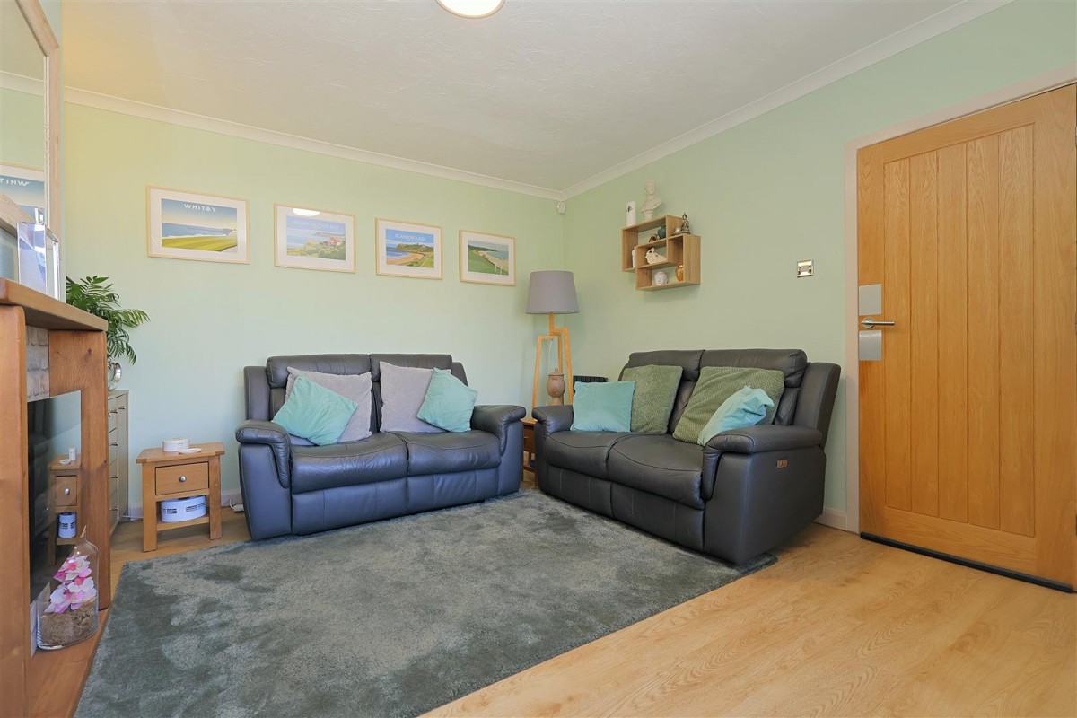 Carr Hill Road, Calverley, LS28