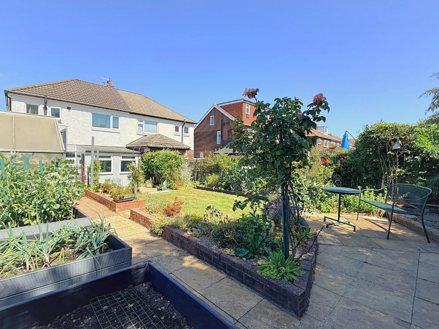 3 bedroom House for sale in Carr Hill Road, Calverley, LS28
