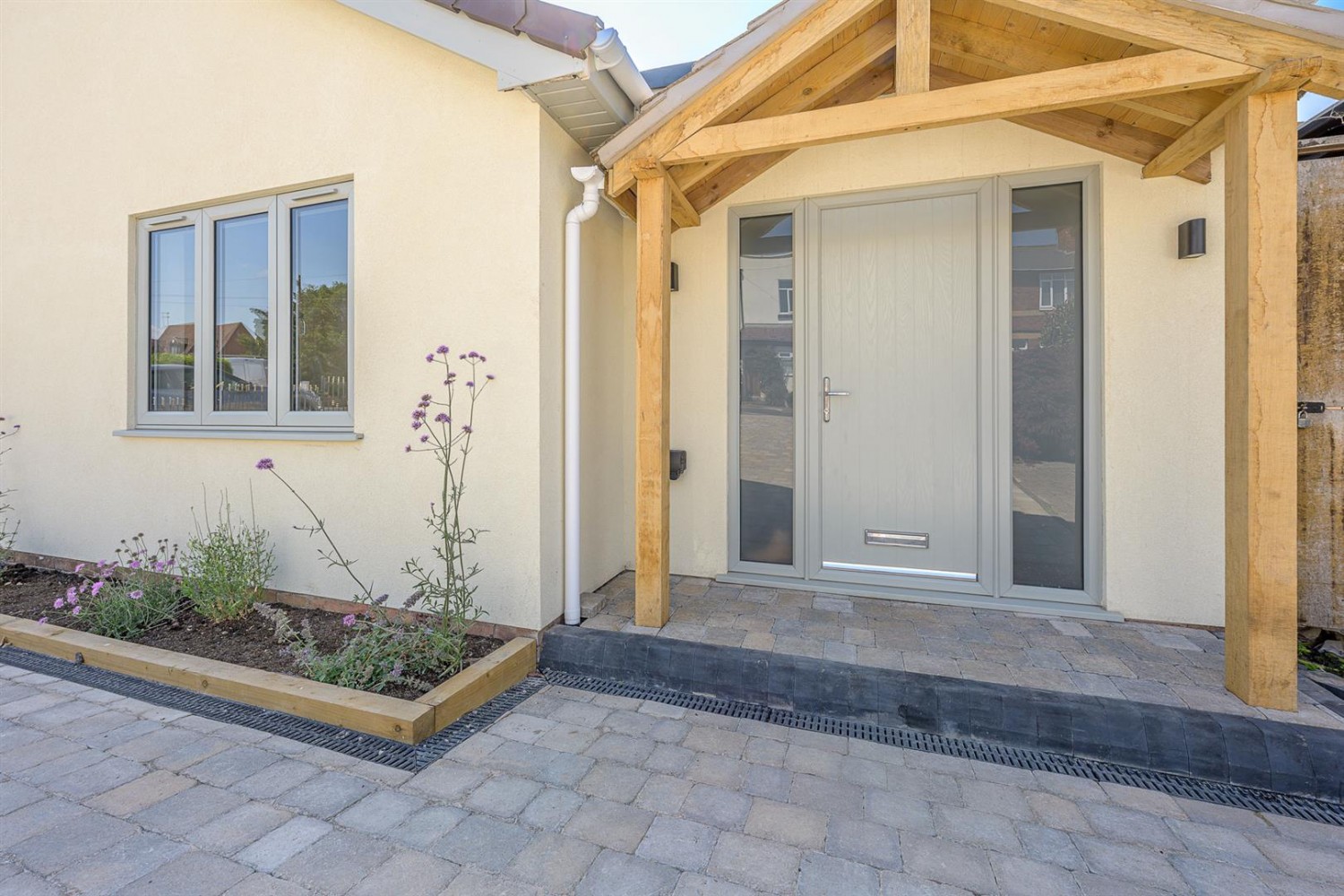3 bedroom Bungalow for sale in Love Lane, Stourbridge, DY8 2DJ