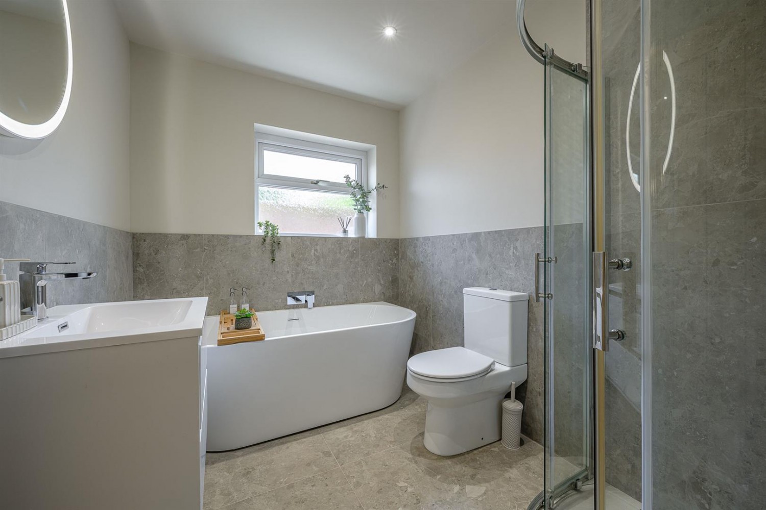 3 bedroom Bungalow for sale in Love Lane, Stourbridge, DY8 2DJ