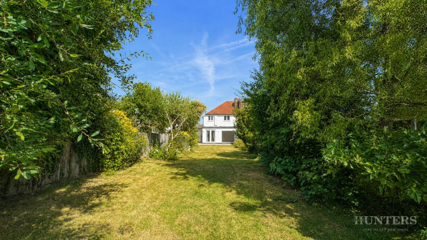 3 bedroom House to let in Manor Close