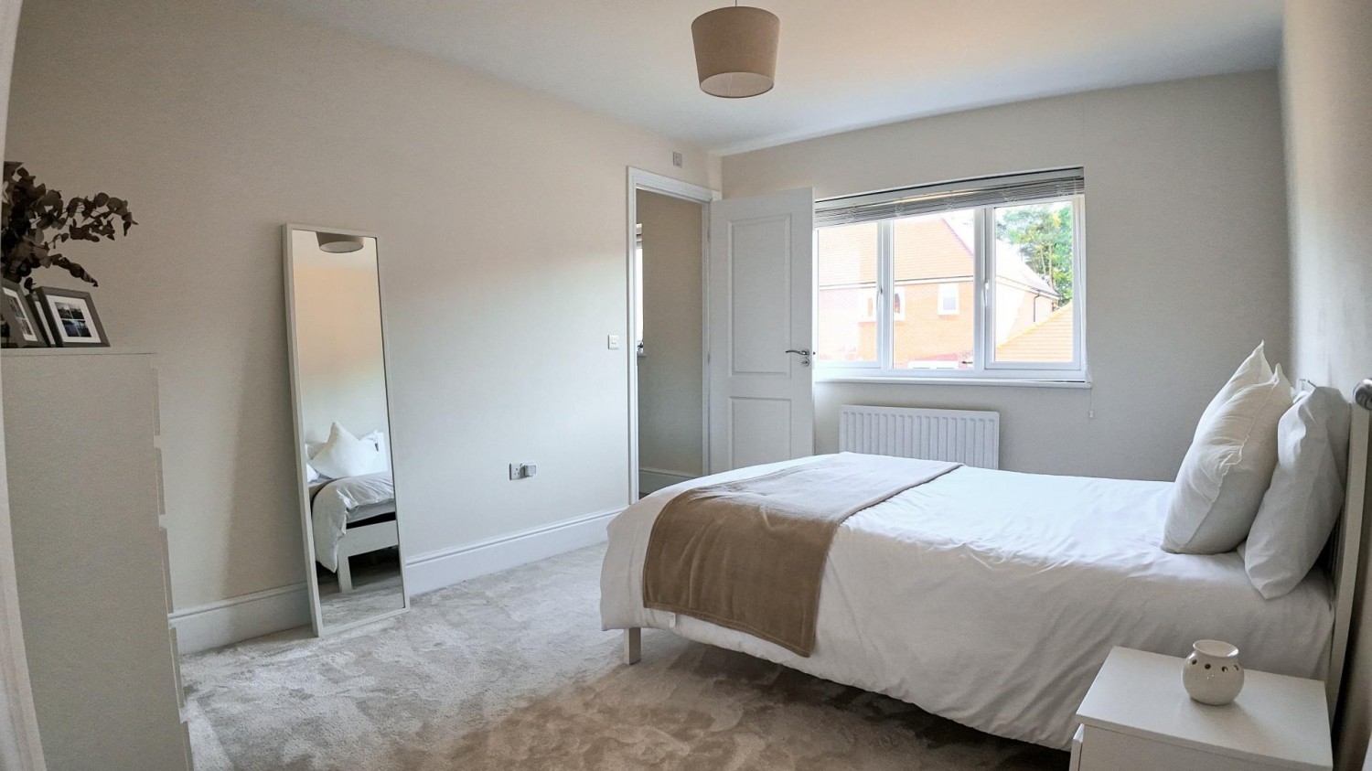 5 bedroom House for sale in Hollington Close, Amington, Tamworth