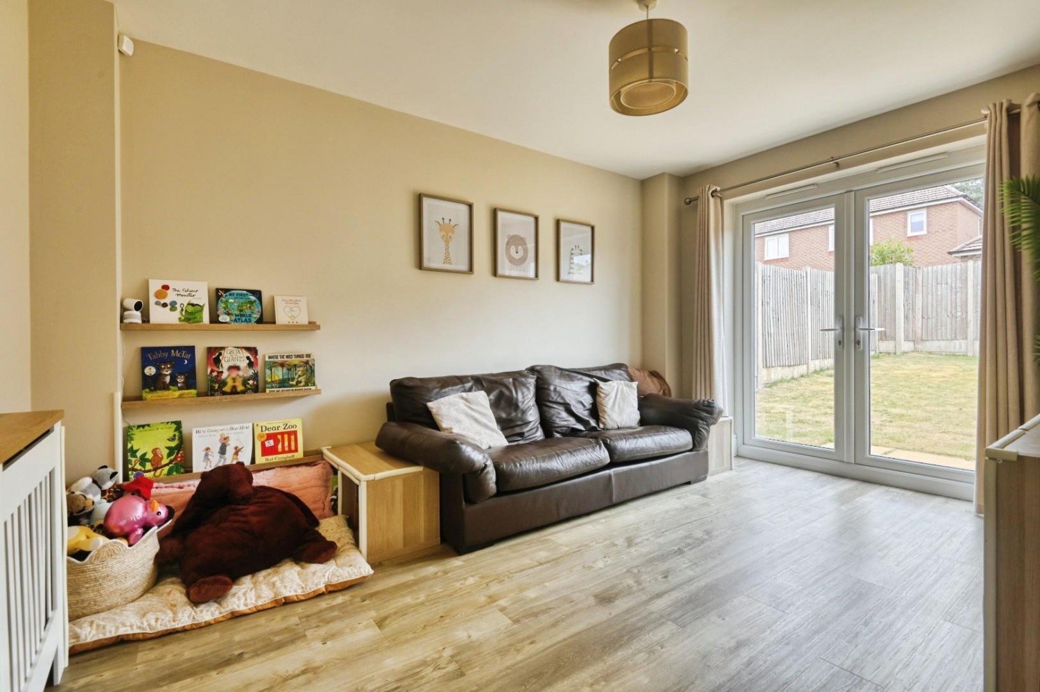 5 bedroom House for sale in Hollington Close, Amington, Tamworth
