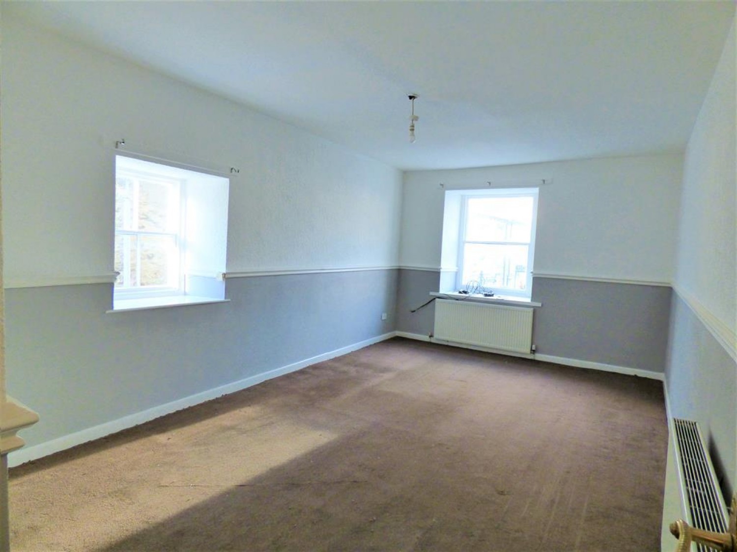 3 bedroom Flat to let in The Ginnel, New Market Street, Skipton, BD23 2JB