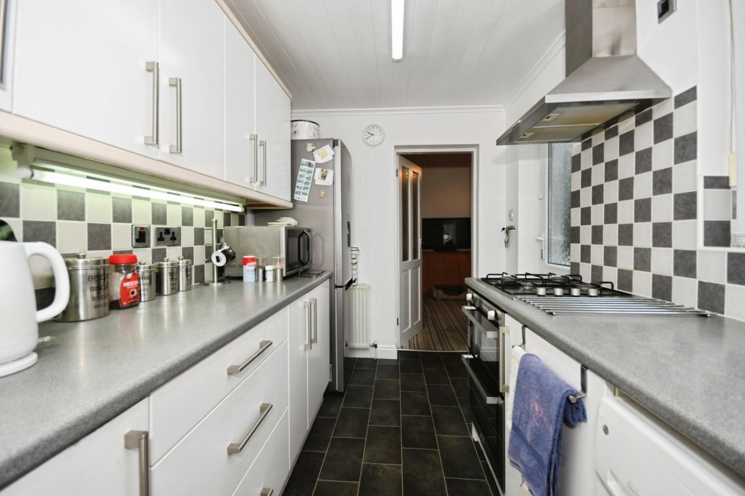 2 bedroom House for sale in Sanforth Street, Whittington Moor, Chesterfield, S41 8RU