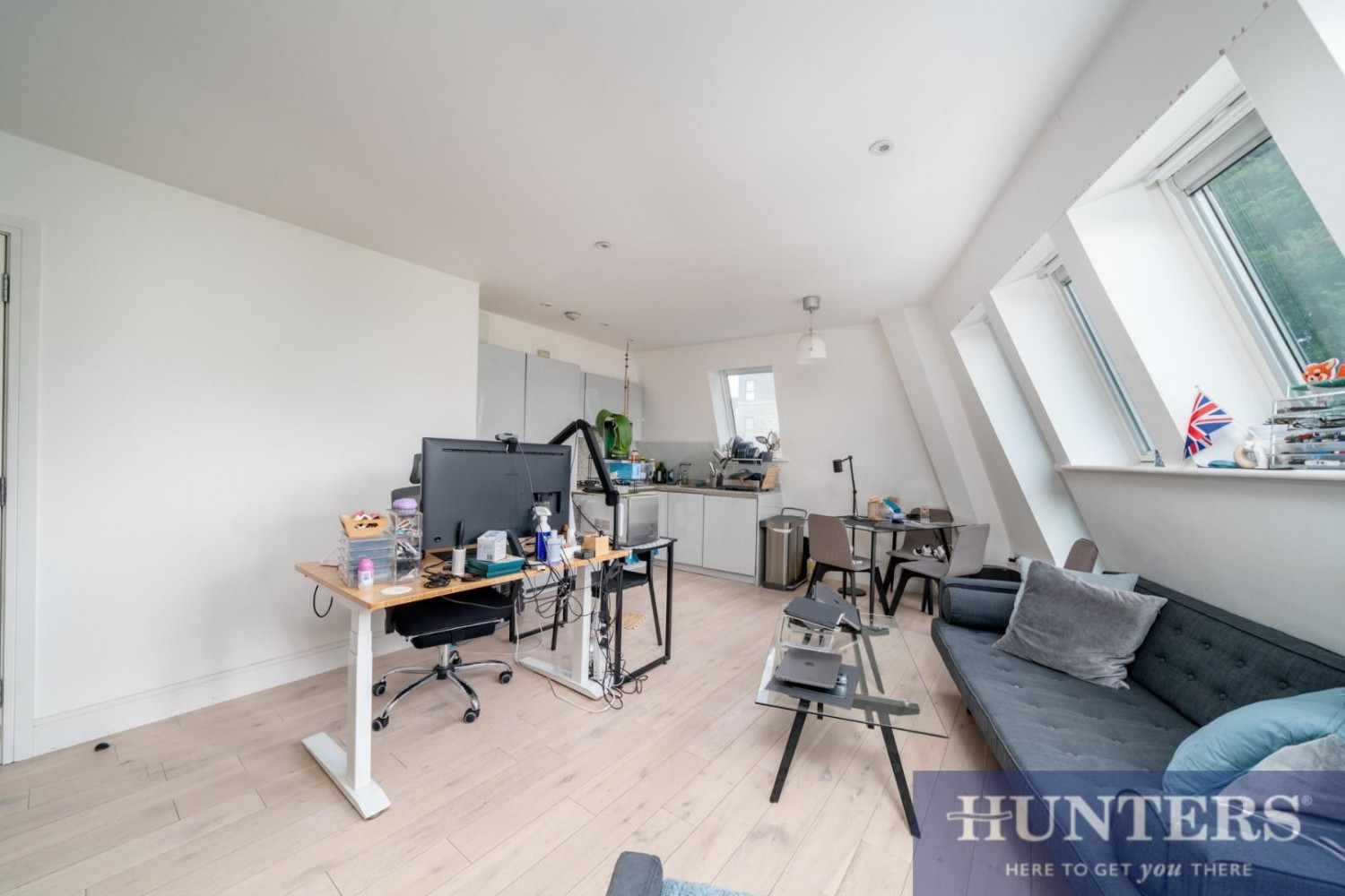 1 bedroom House to let in Finchley Road, London