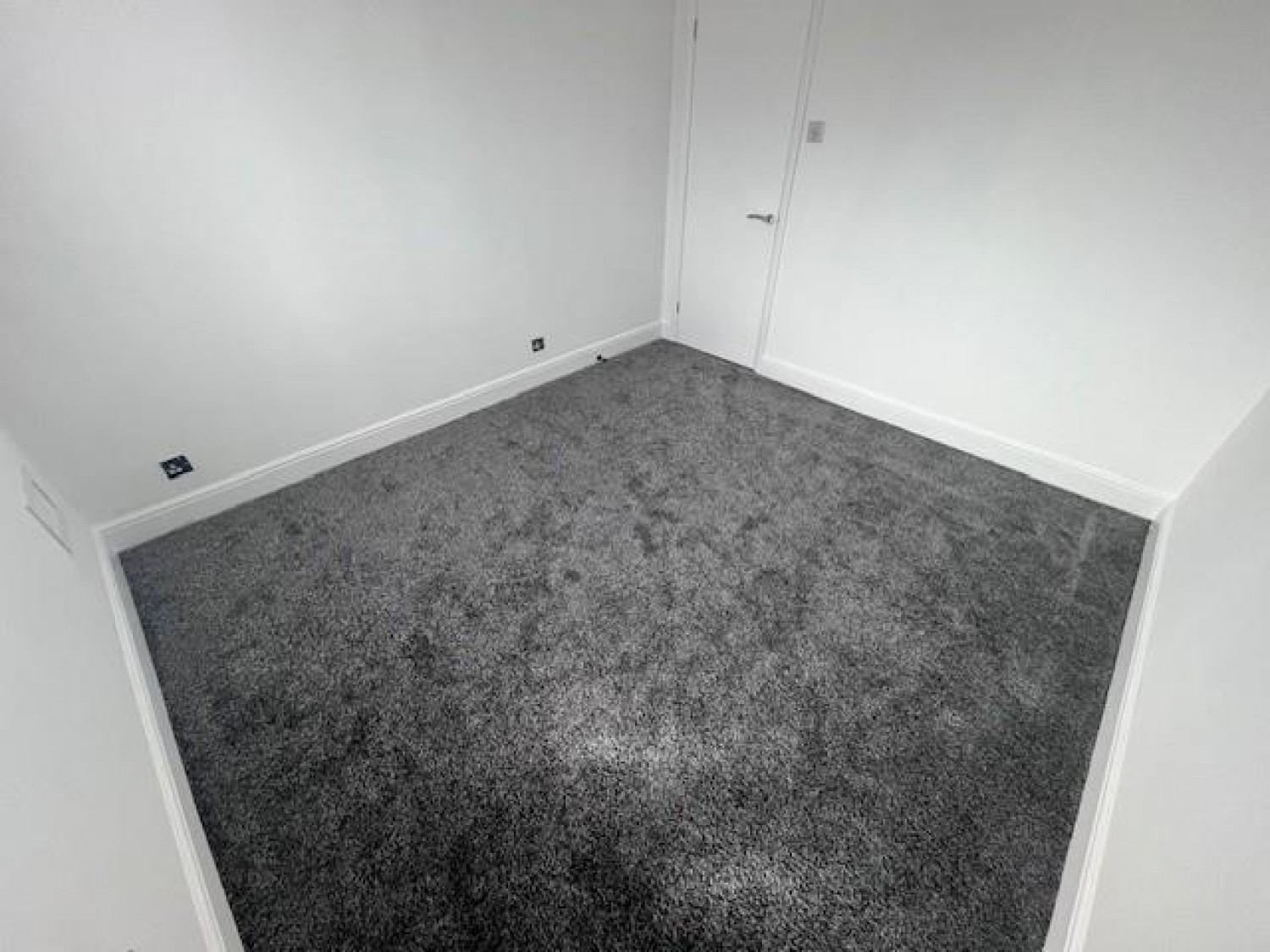 1 bedroom Flat to let in Anita Avenue, Tipton