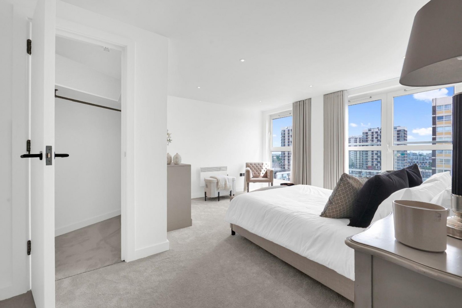 3 bedroom Flat for sale in Balmes Road, Islington, N1