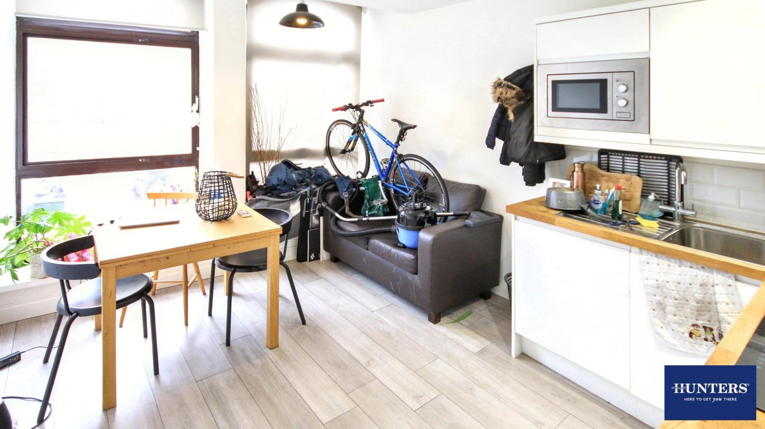 1 bedroom Flat to let in James Street, Bradford, West Yorkshire, BD1