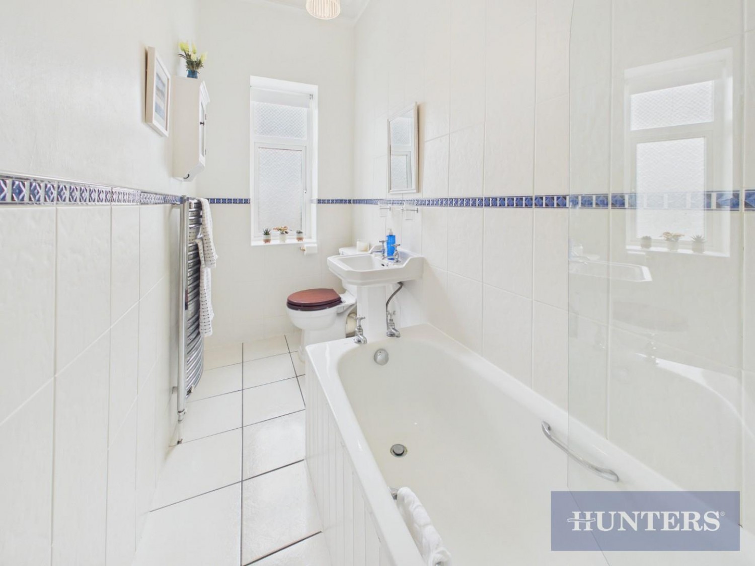 2 bedroom Flat for sale in Esplanade Gardens, Scarborough
