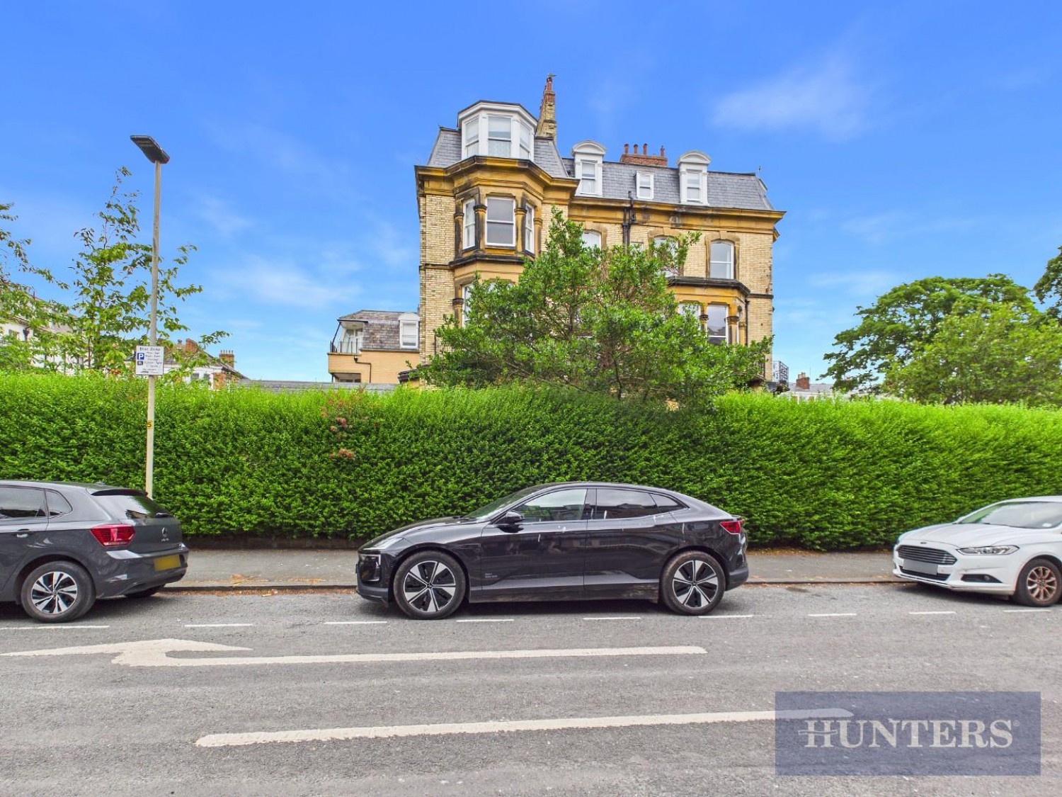 2 bedroom Flat for sale in Esplanade Gardens, Scarborough