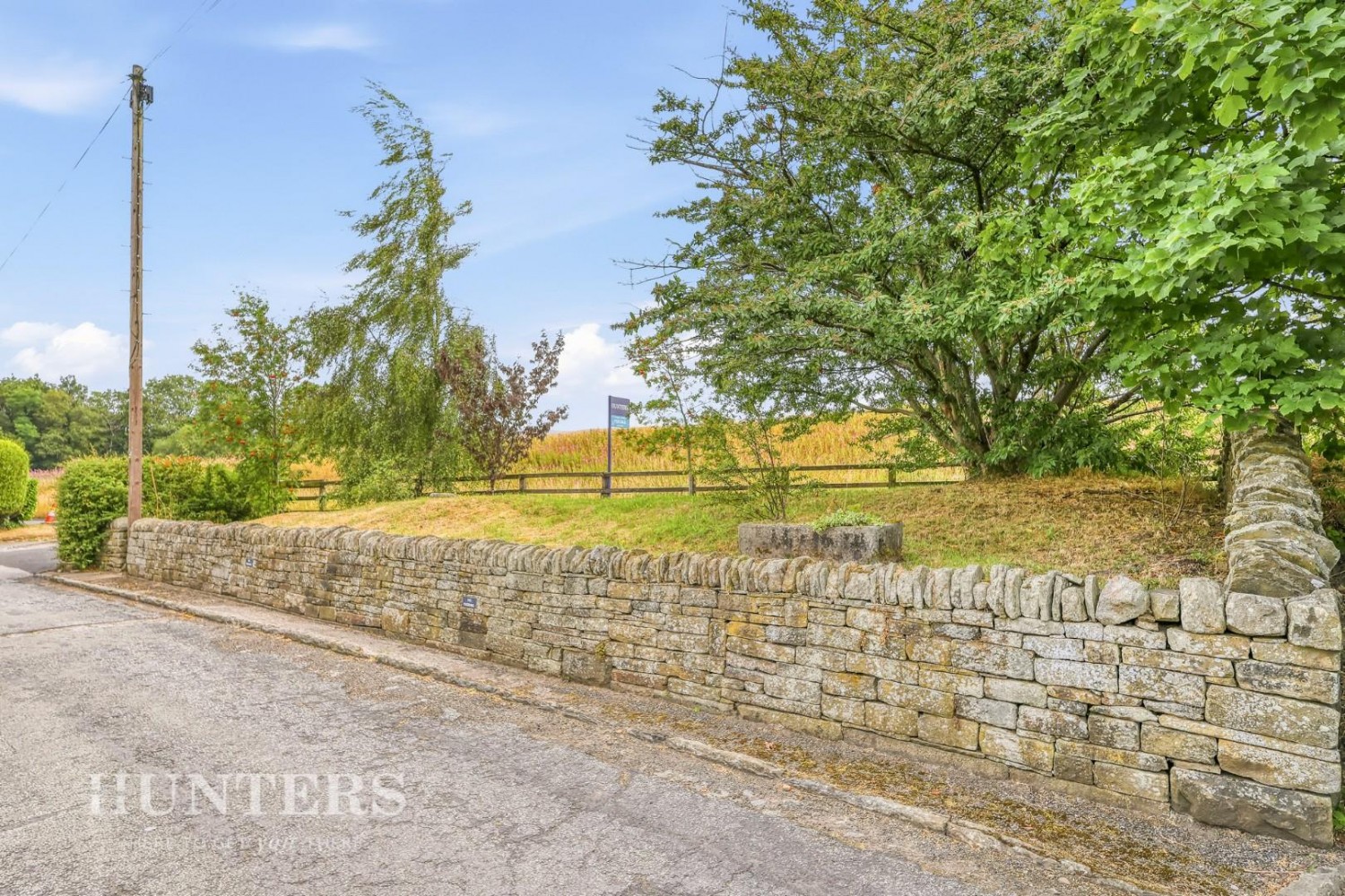 3 bedroom House for sale in Wildhouse Court, Milnrow OL16 3UU