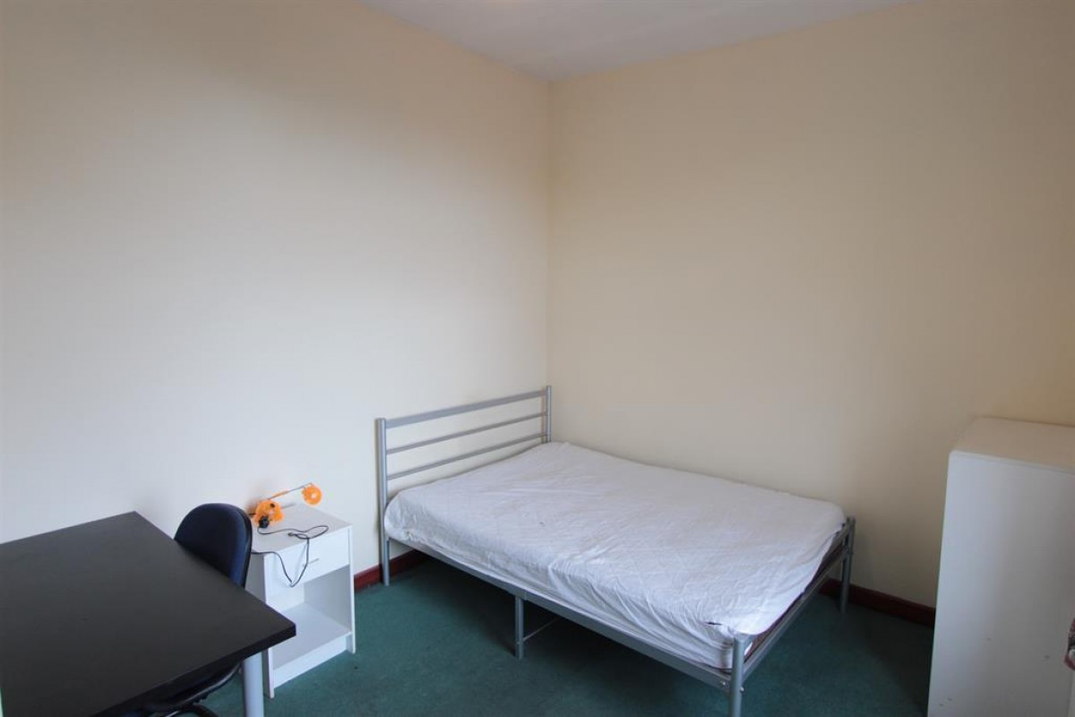 Barber Crescent, Sheffield, S10 1EF