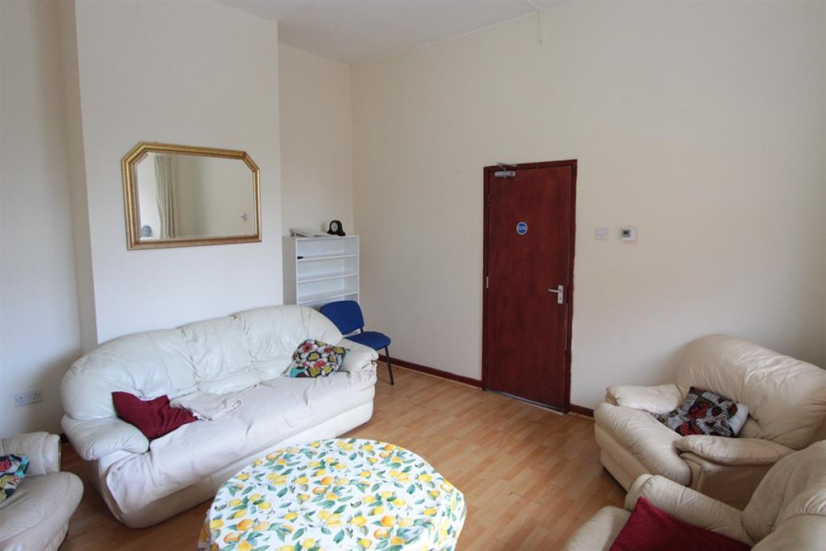 Barber Crescent, Sheffield, S10 1EF