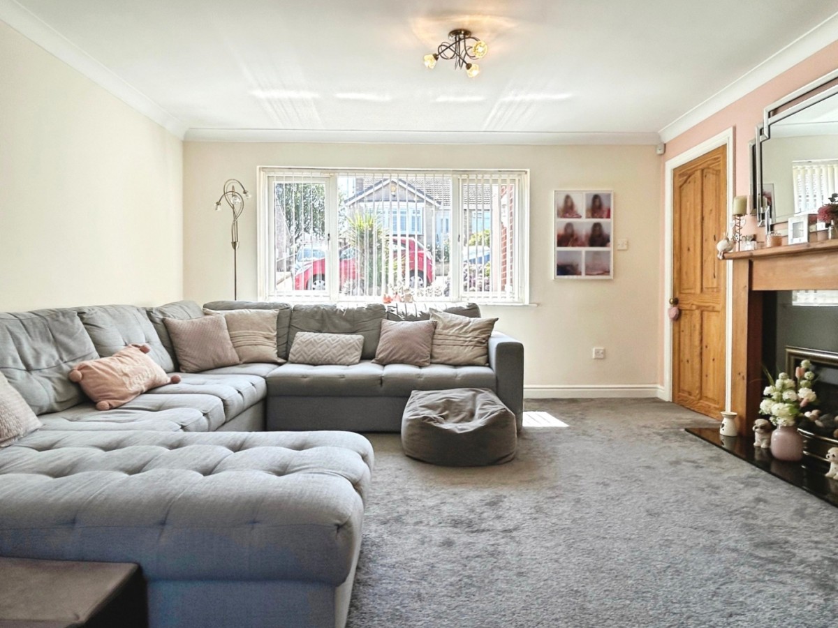 Gleneagles Rise, Swinton, Mexborough