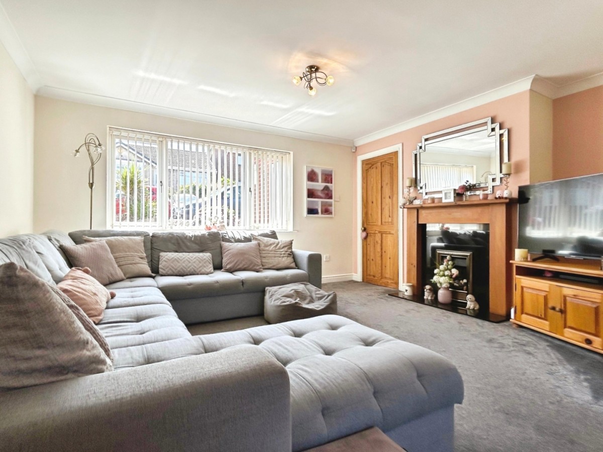 Gleneagles Rise, Swinton, Mexborough