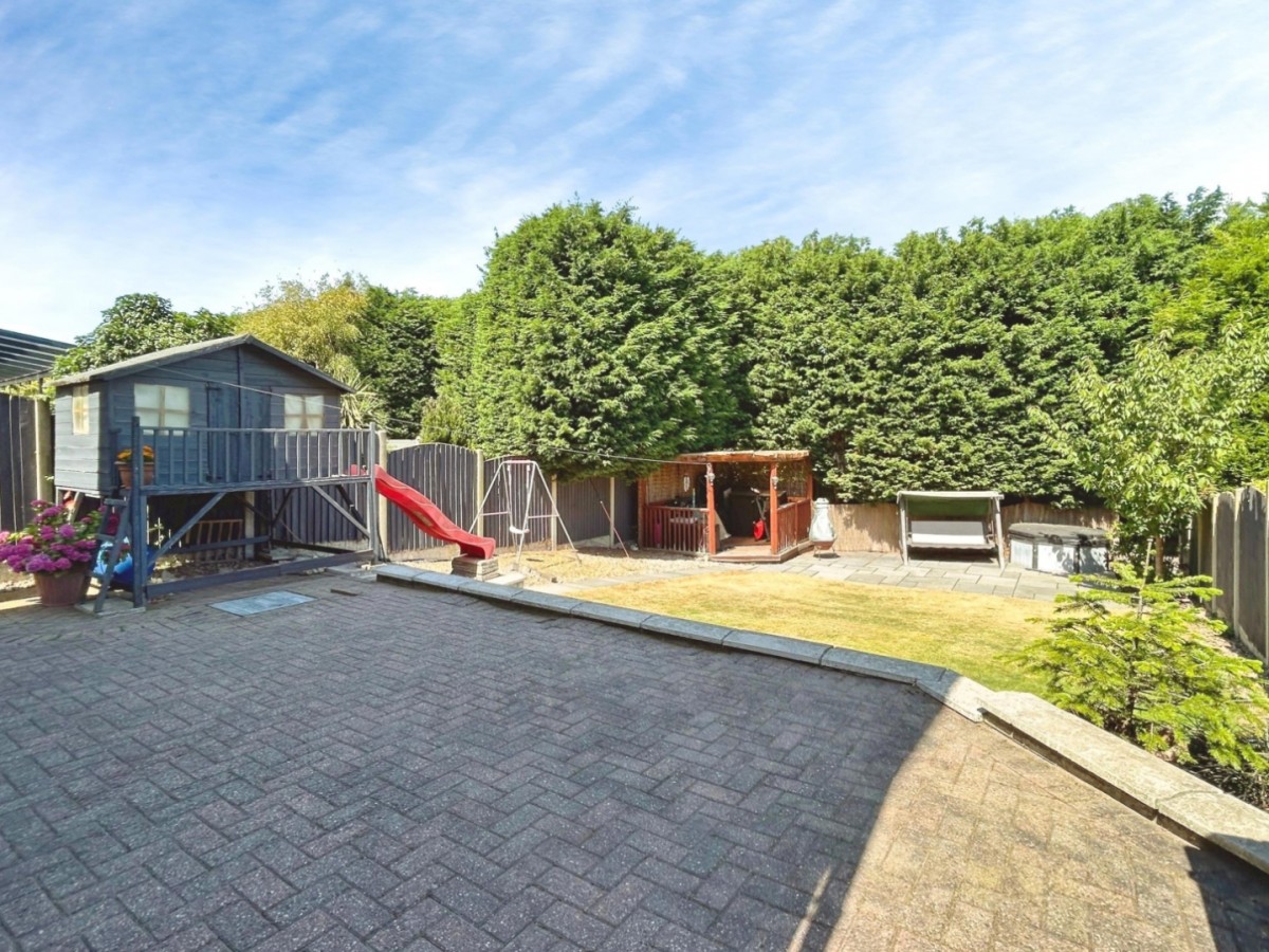 Gleneagles Rise, Swinton, Mexborough