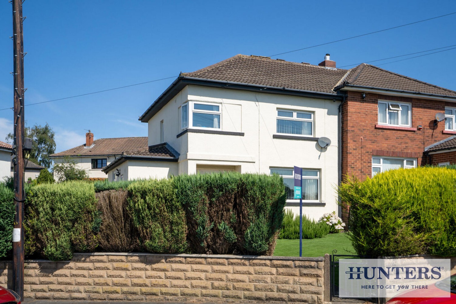 3 bedroom House for sale in Hawthorn Drive, Yeadon, Leeds