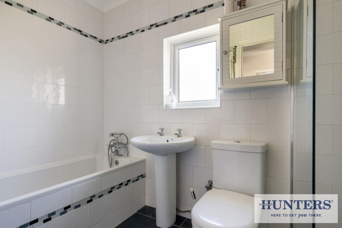 Hawthorn Drive, Yeadon, Leeds