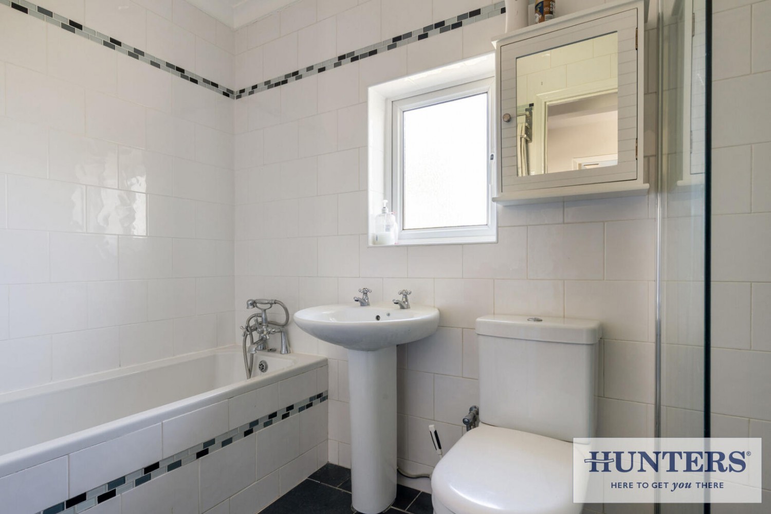 3 bedroom House for sale in Hawthorn Drive, Yeadon, Leeds