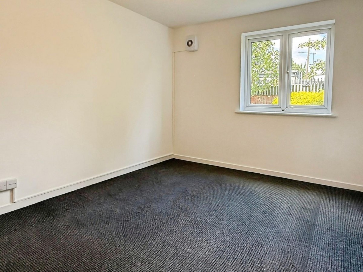 Spring Close, Dagenham, RM8