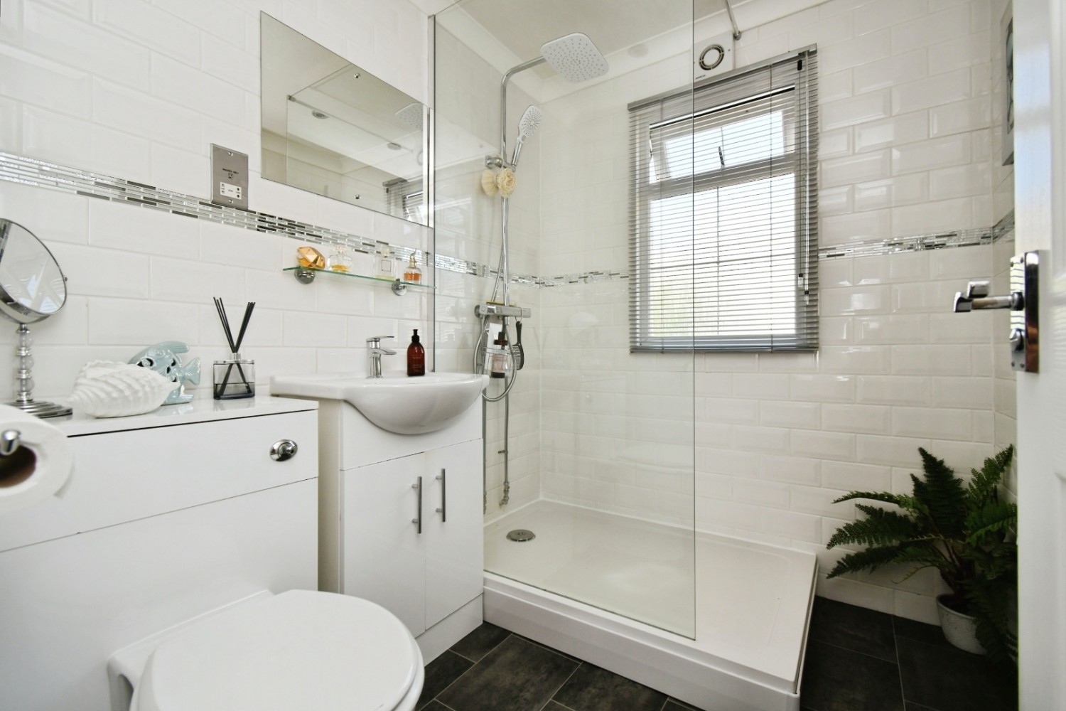 2 bedroom Park home for sale in Lower Dunsforth, York