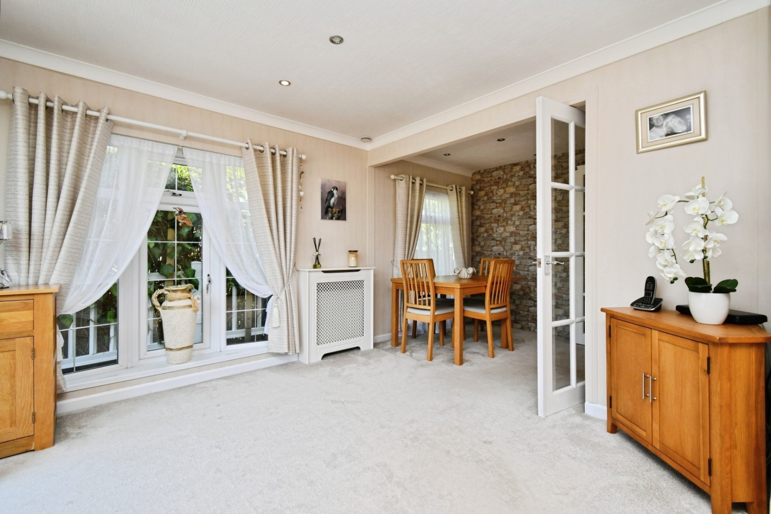2 bedroom Park home for sale in Lower Dunsforth, York