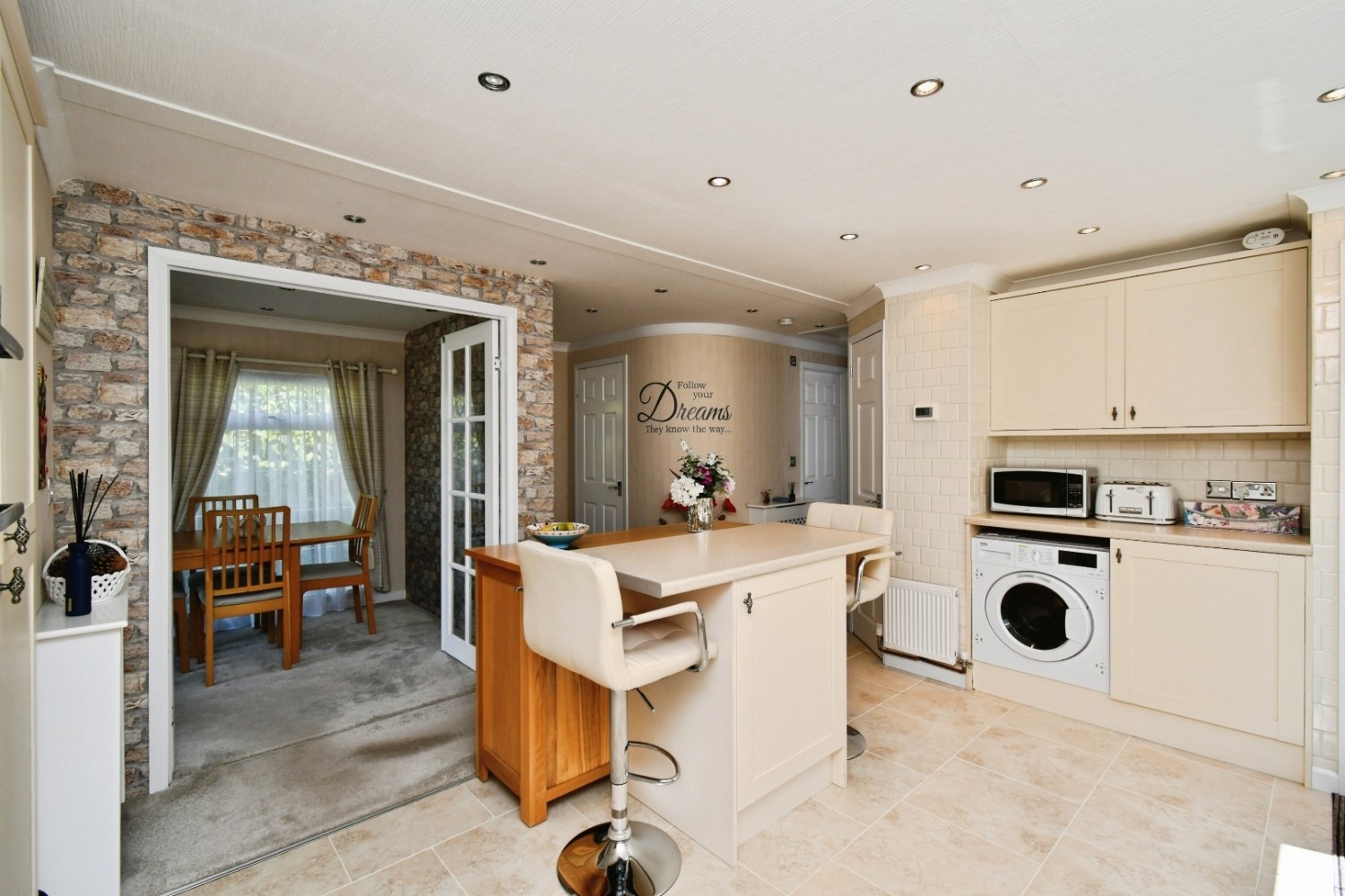 2 bedroom Park home for sale in Lower Dunsforth, York