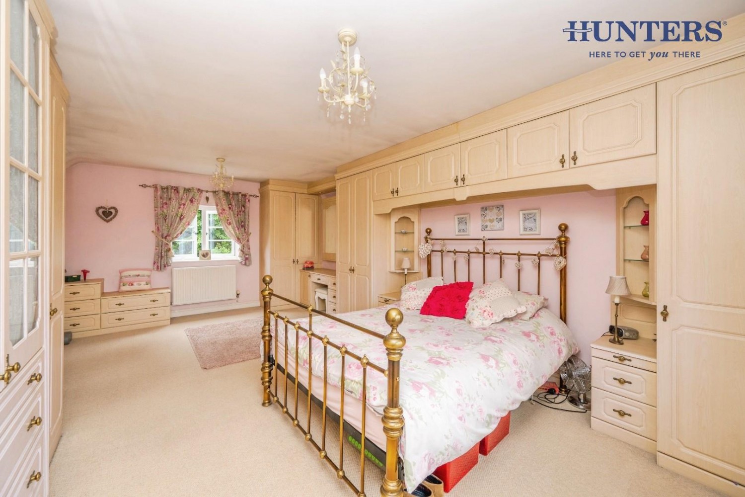 4 bedroom House for sale in Lichfield Road, Whittington - STUNNING FAMILY HOME