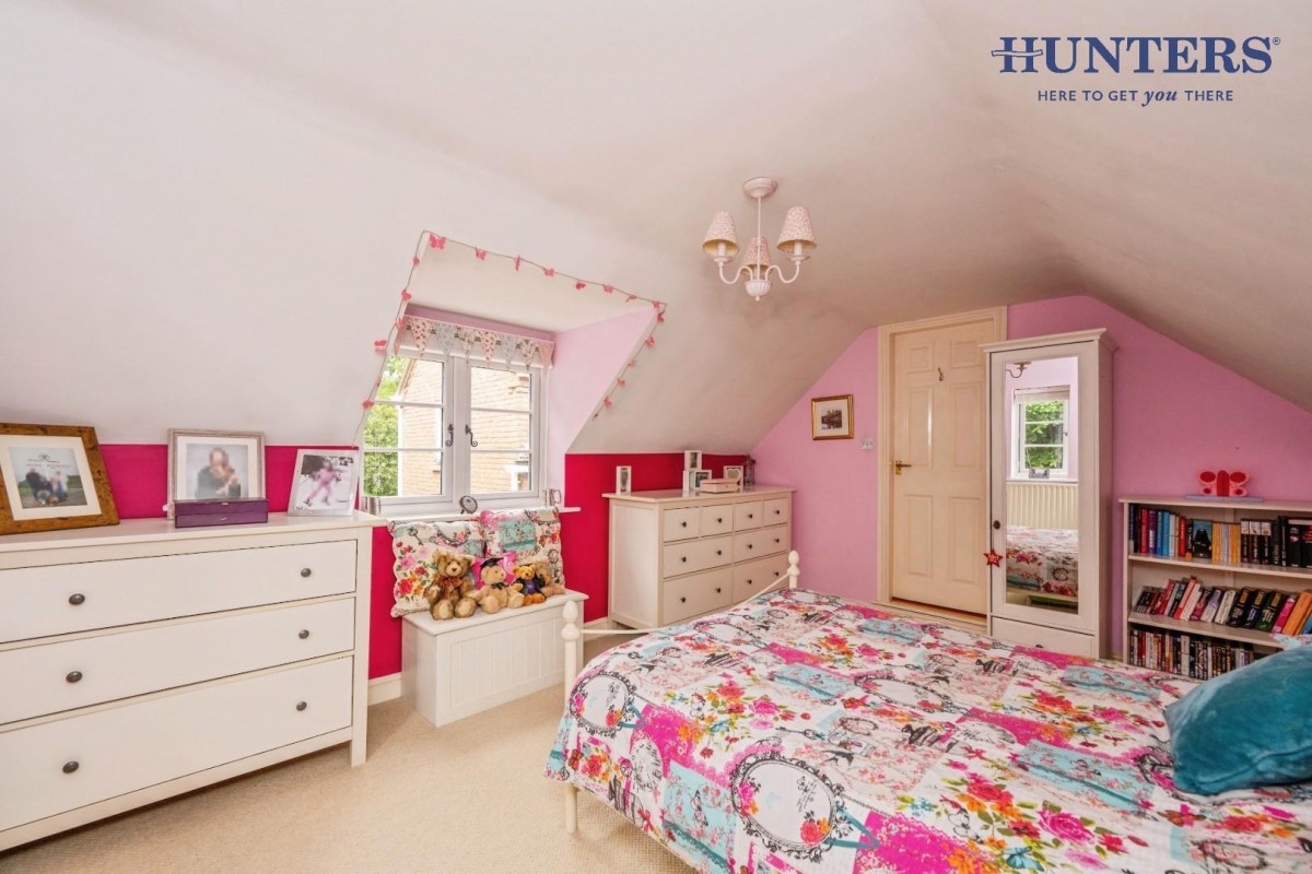 Lichfield Road, Whittington - STUNNING FAMILY HOME