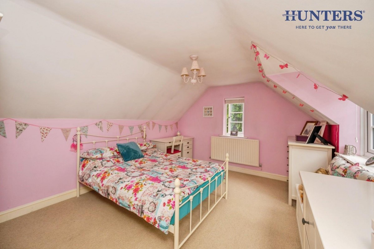 Lichfield Road, Whittington - STUNNING FAMILY HOME