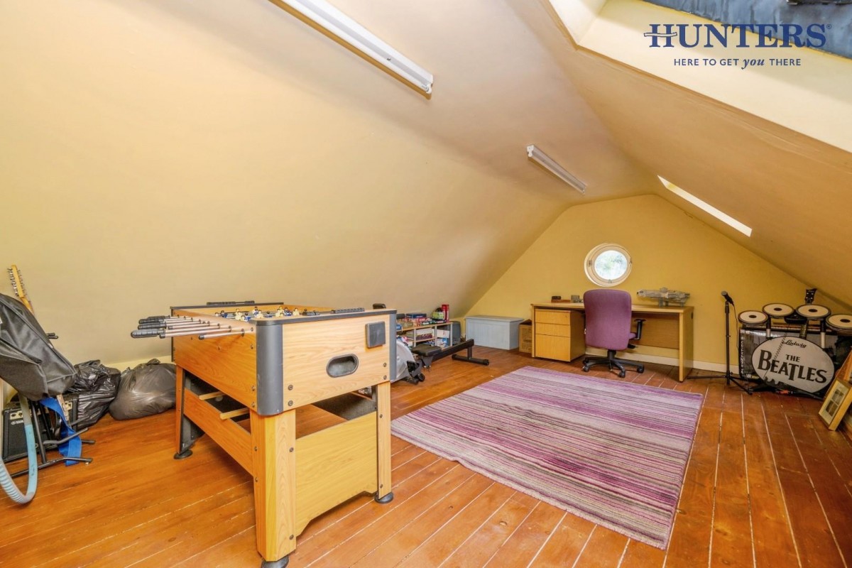 Lichfield Road, Whittington - STUNNING FAMILY HOME