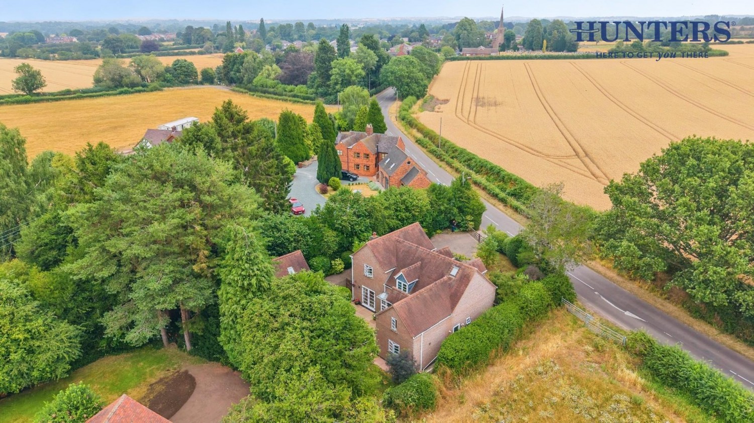 4 bedroom House for sale in Lichfield Road, Whittington - STUNNING FAMILY HOME