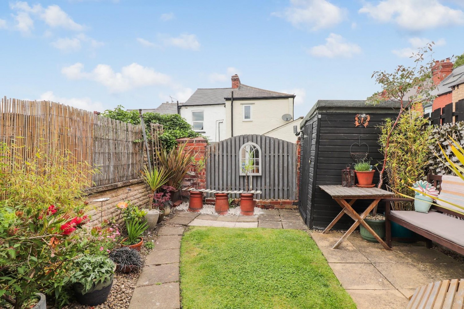 2 bedroom House for sale in Aisthorpe Road, Woodseats, Sheffield, S8 8SY