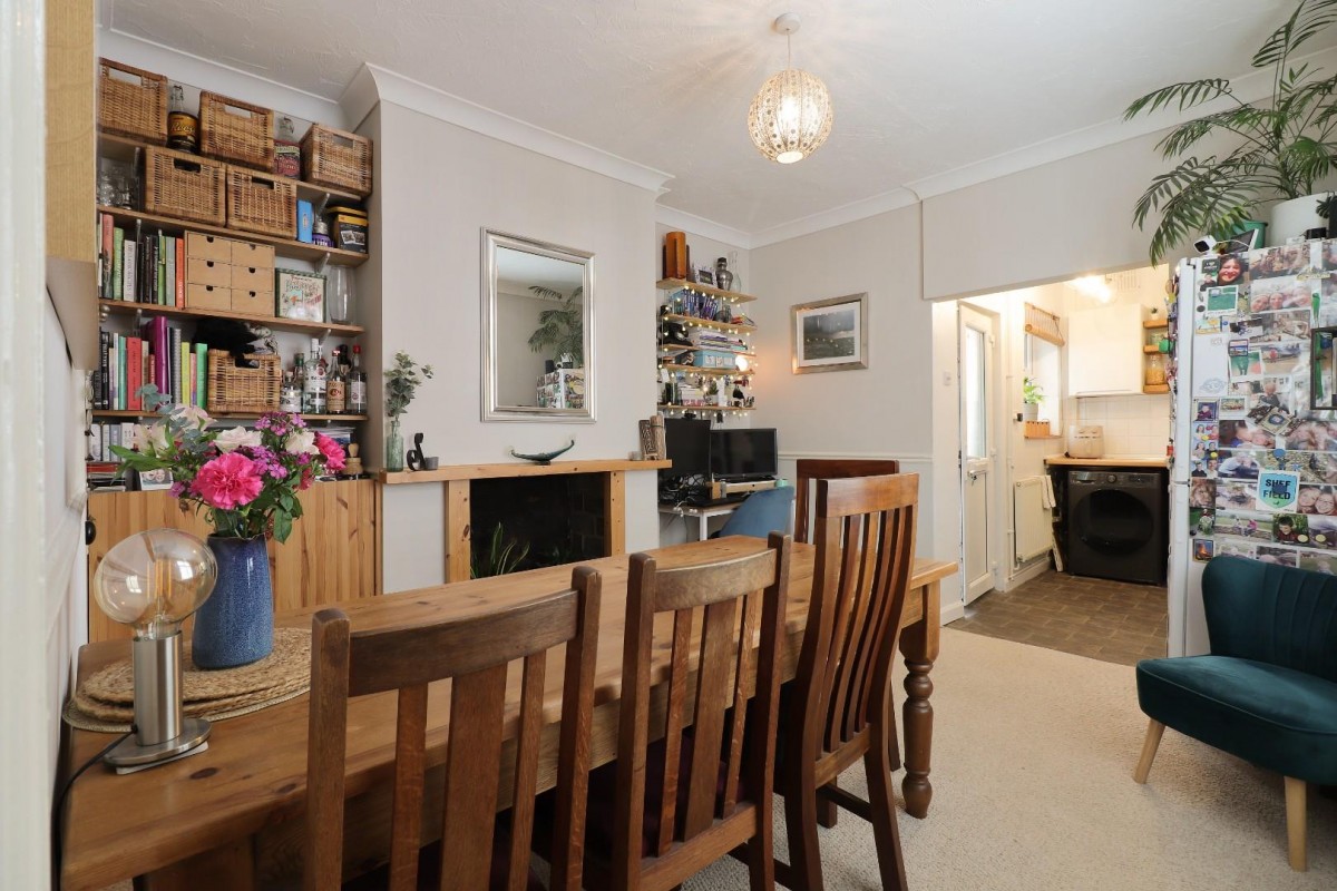 Aisthorpe Road, Woodseats, Sheffield, S8 8SY