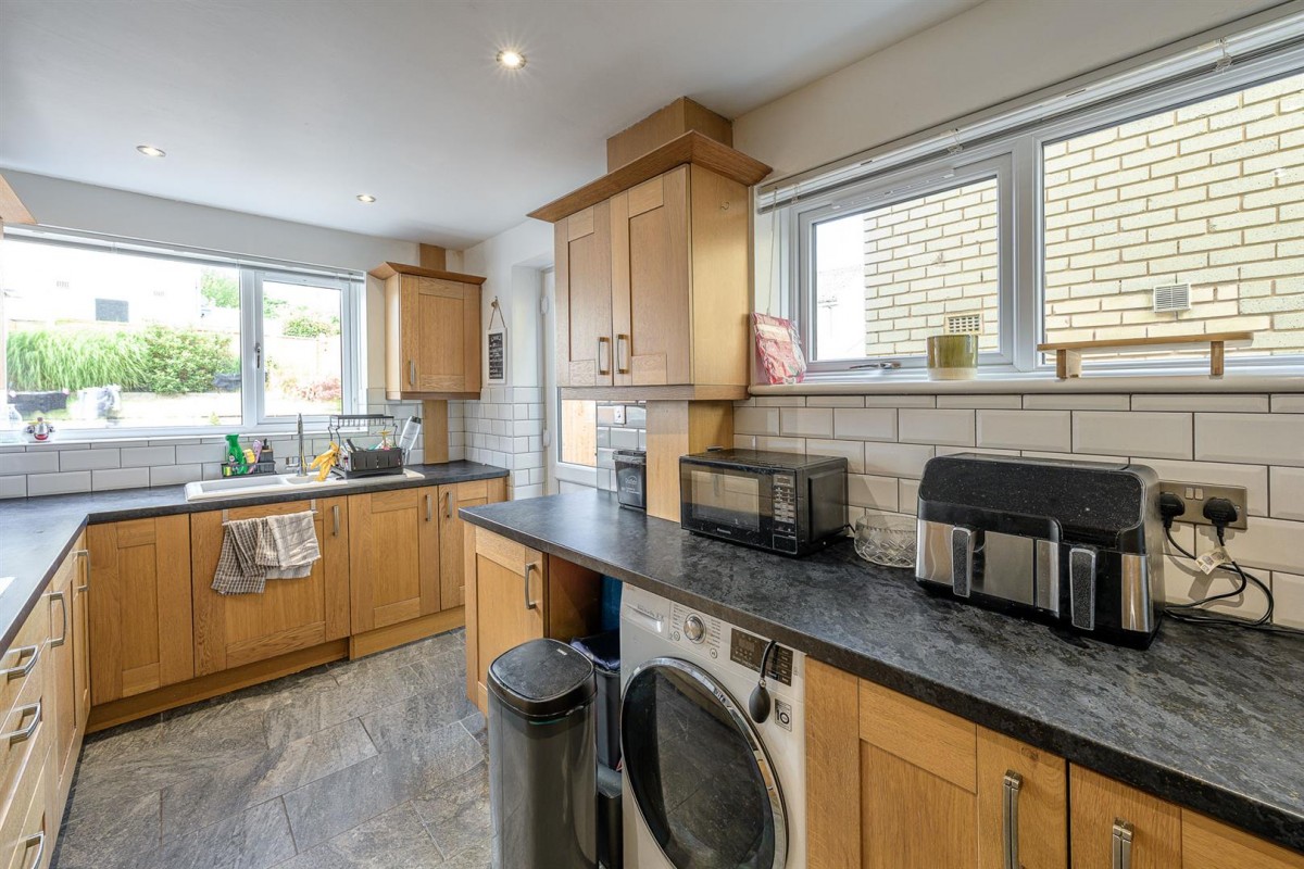 Blakedown Road, Halesowen, B63 4QL