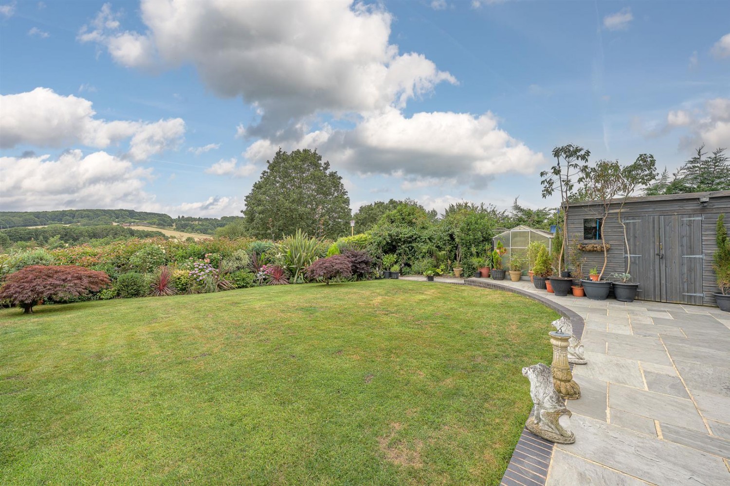 4 bedroom House for sale in Park Dingle, Bewdley, DY12 2JY