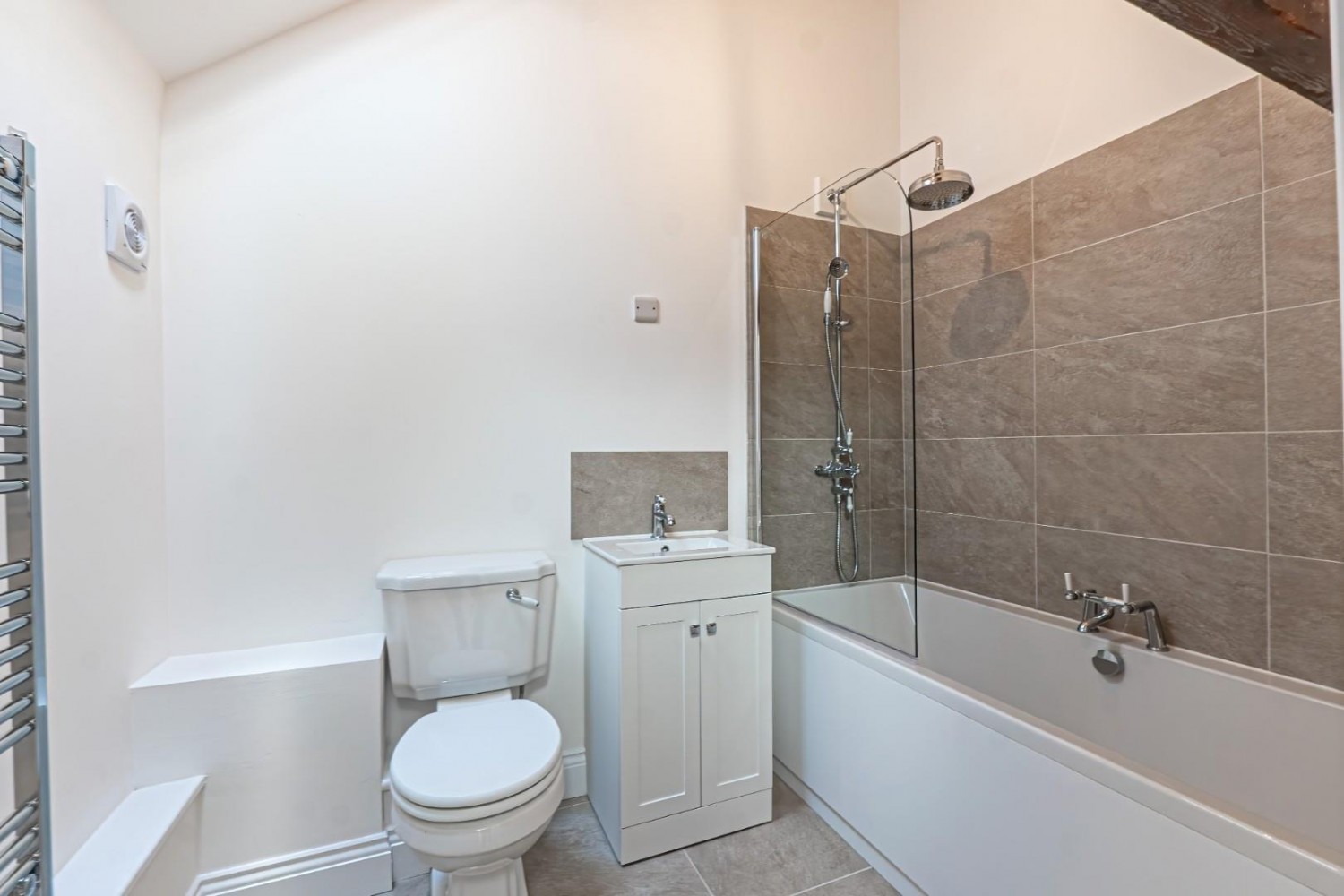 2 bedroom House for sale in The Rye, Eaton Bray