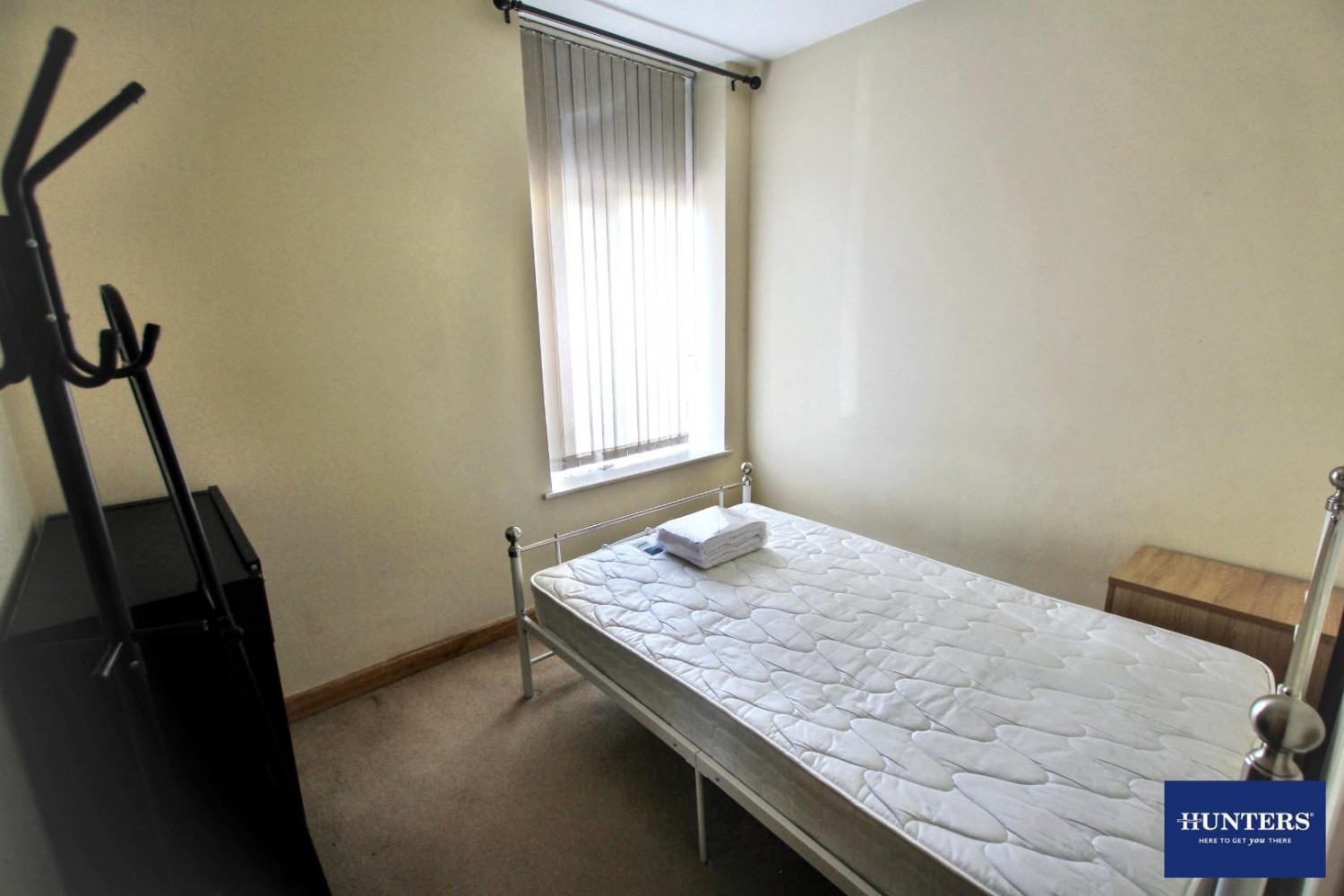 2 bedroom Flat to let in Sunbridge Road, Bradford, West Yorkshire, BD1