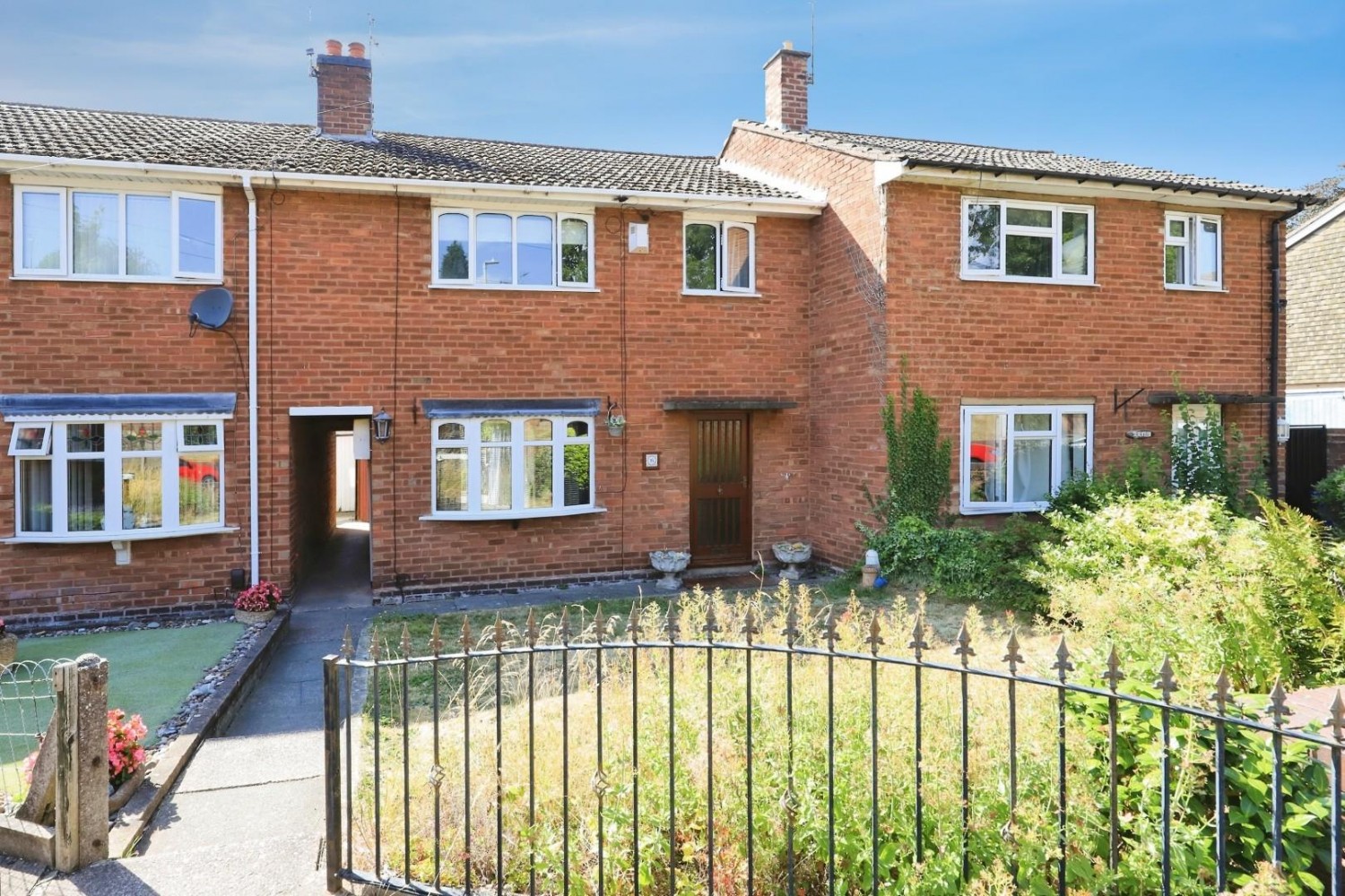 3 bedroom House for sale in Overbrook Close, Lower Gornal