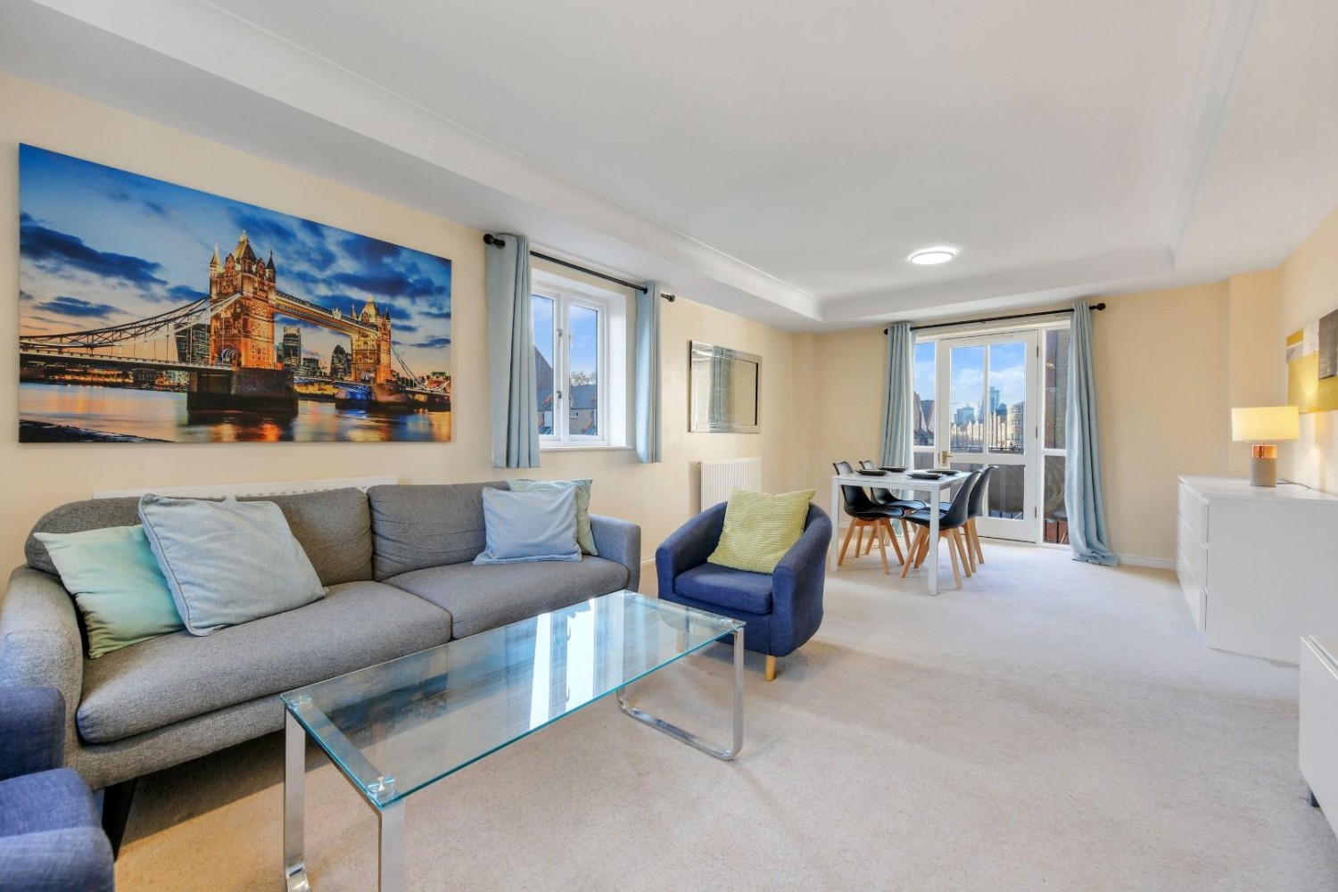2 bedroom Flat to let in Rotherhithe Street, London SE16