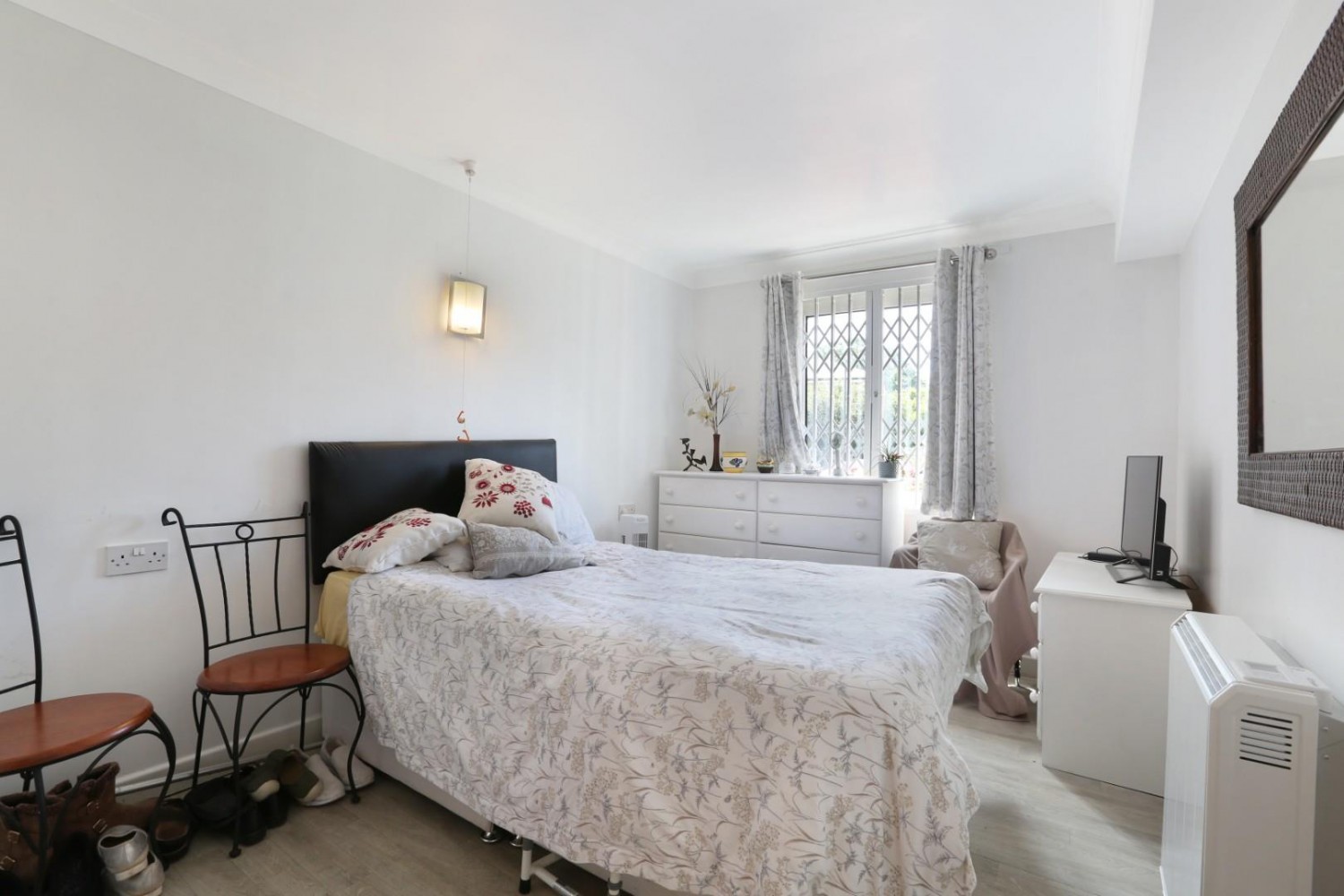 1 bedroom House for sale in Jews Walk, London