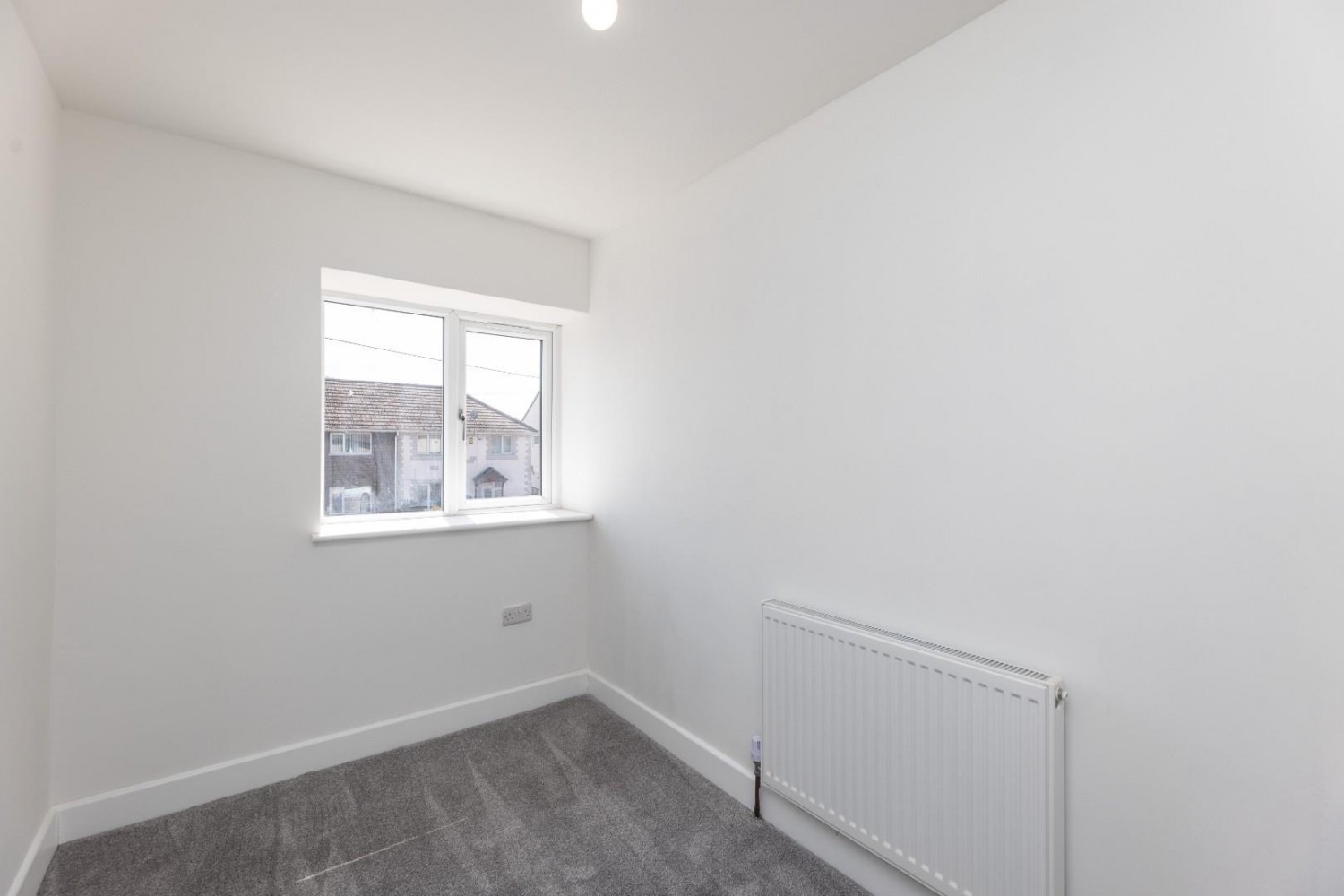 3 bedroom House for sale in Crewe Road, Castleford