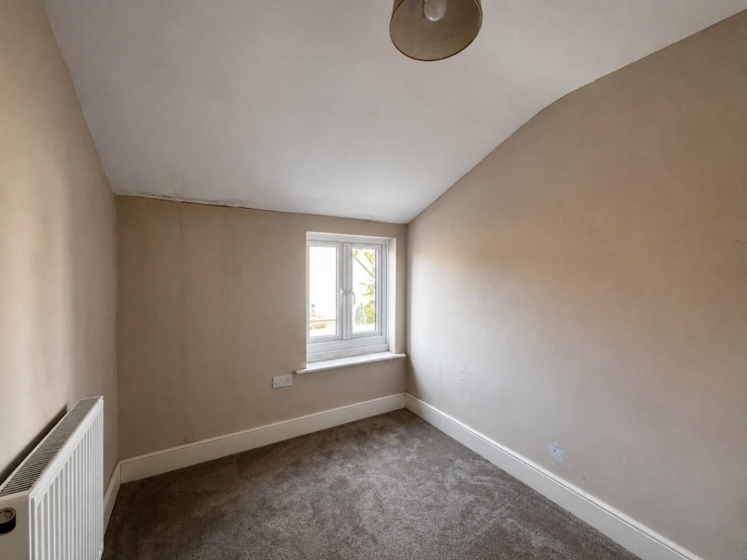 3 bedroom House for sale in New Street, Newtown, Berkeley, GL13 9NN